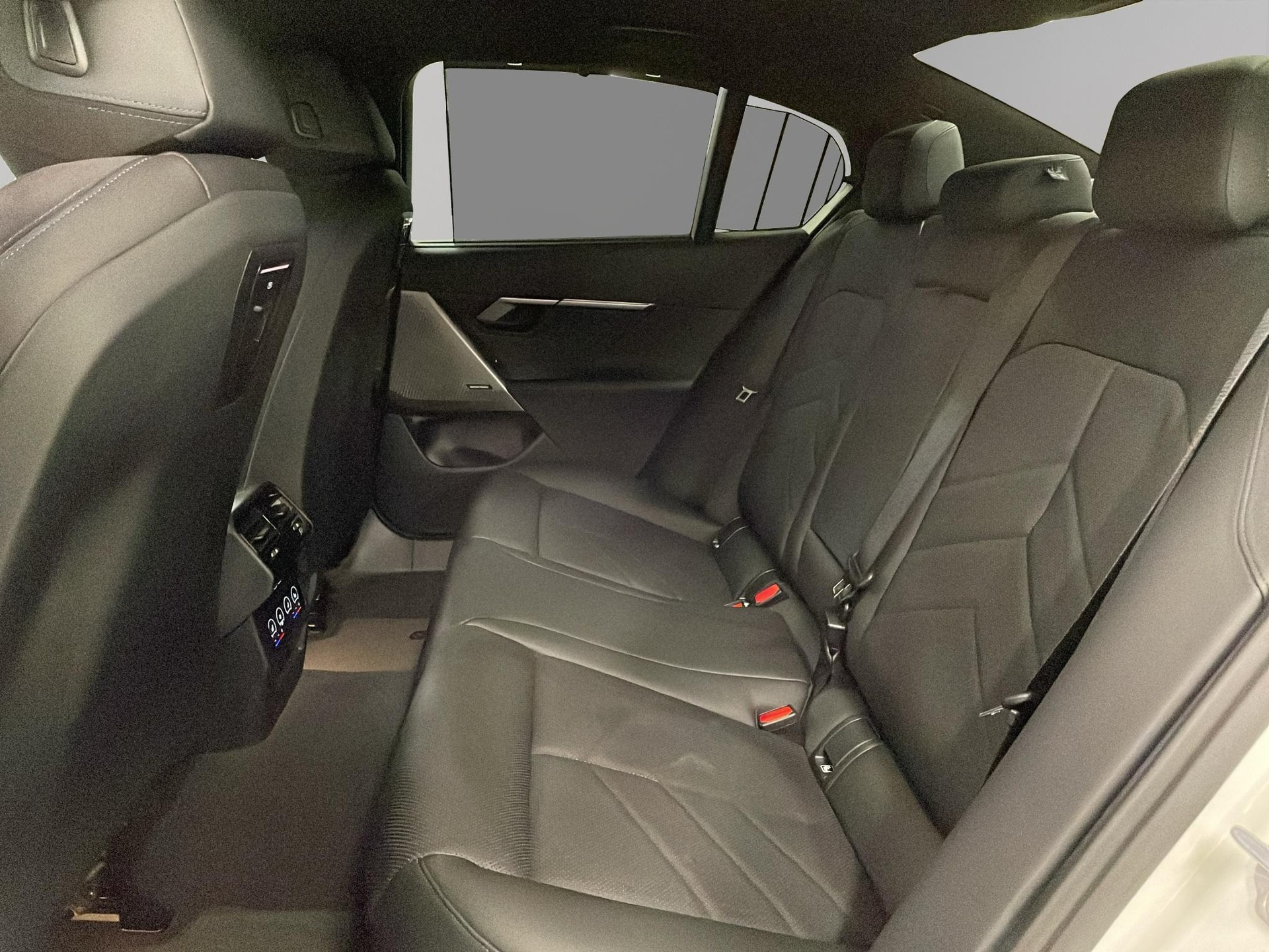 BMW 520d xDrive-image-17