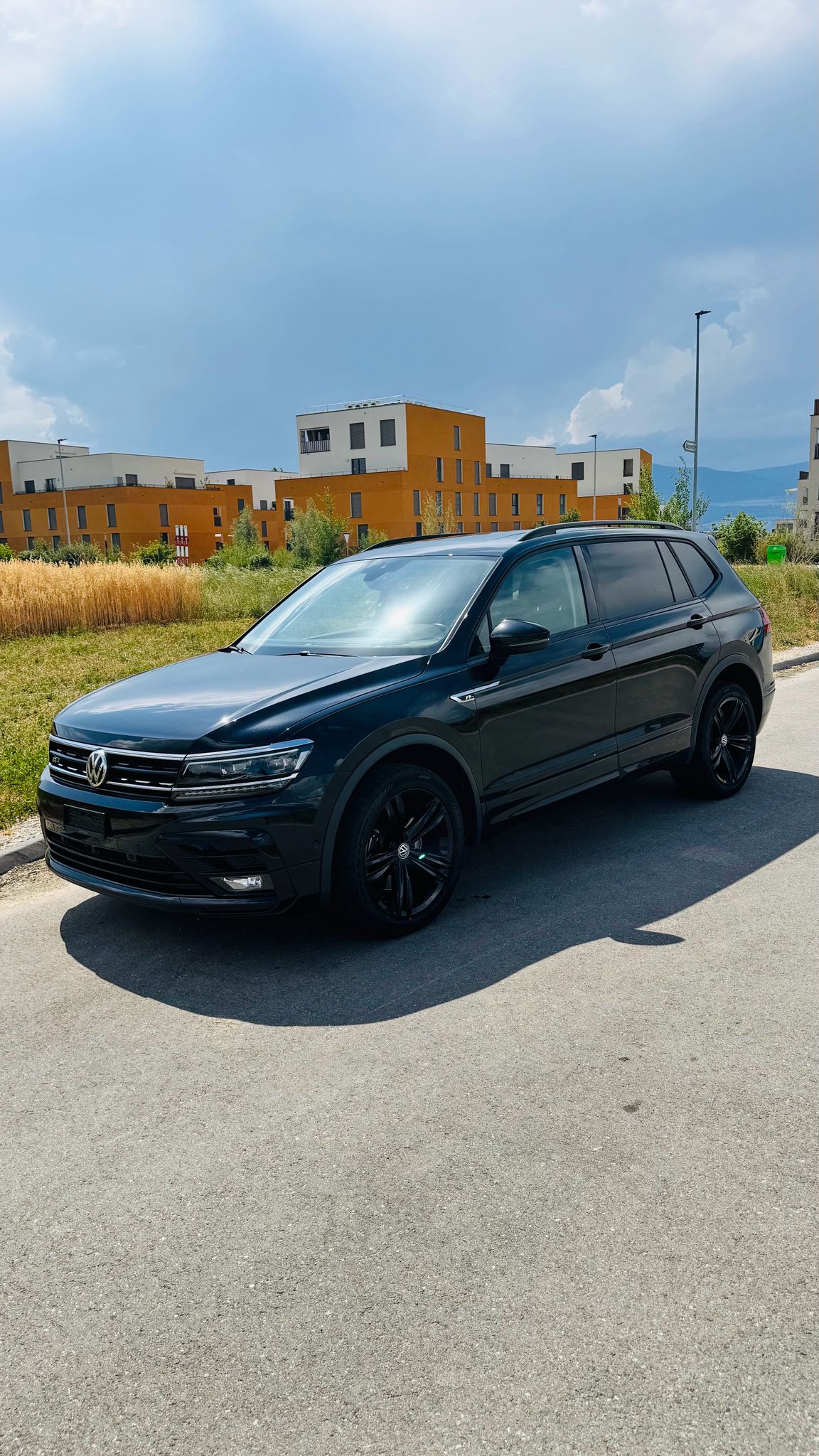 VW Tiguan Allspace 2.0 TDI SCR Comfortline 4MotionDSG-image-1