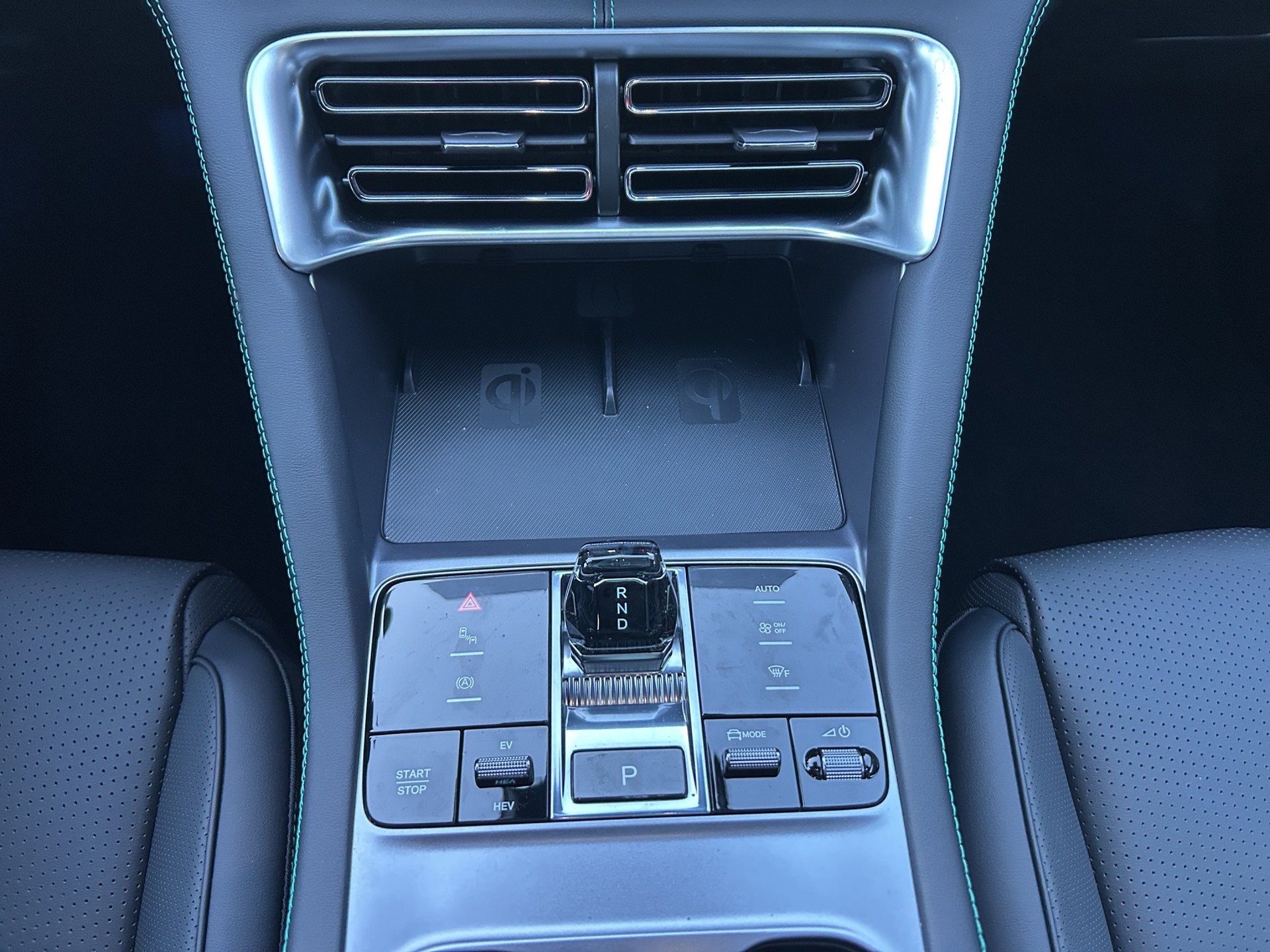 BYD Seal U DM-i Design AWD-image-12