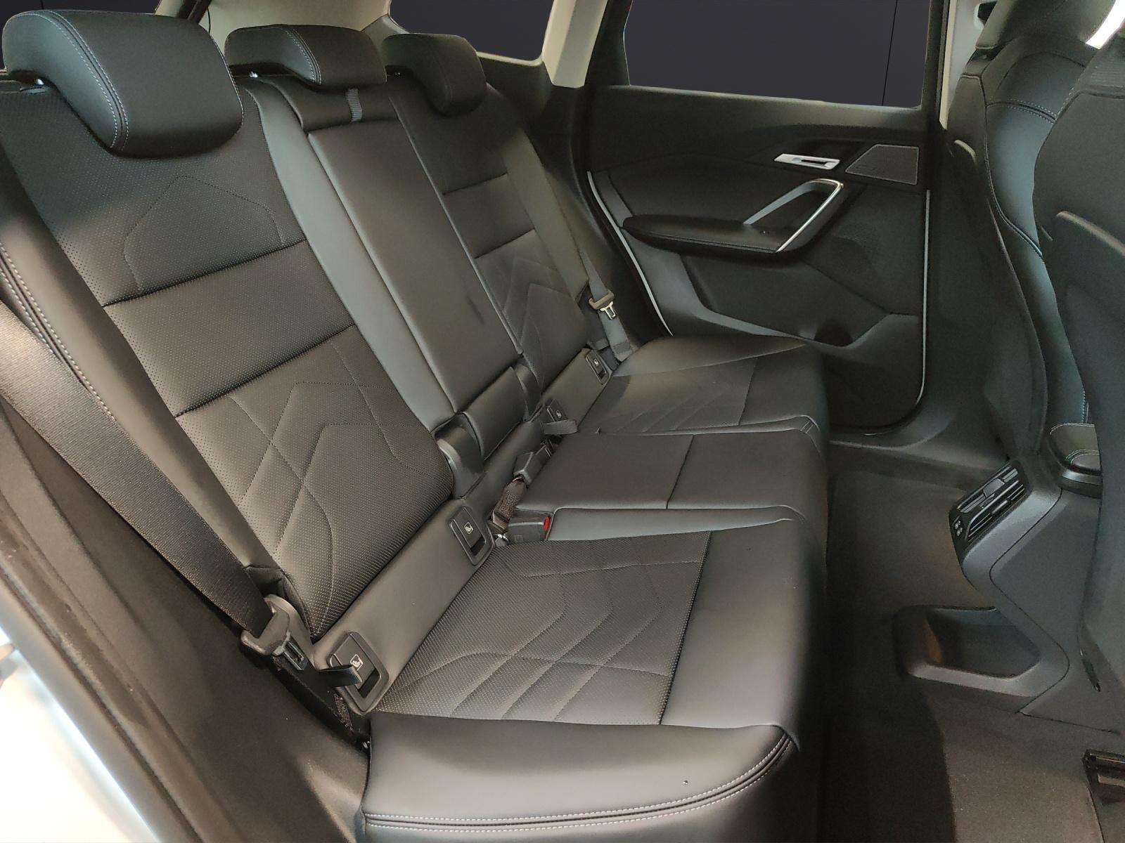 BMW X1 25e xDrive-image-16