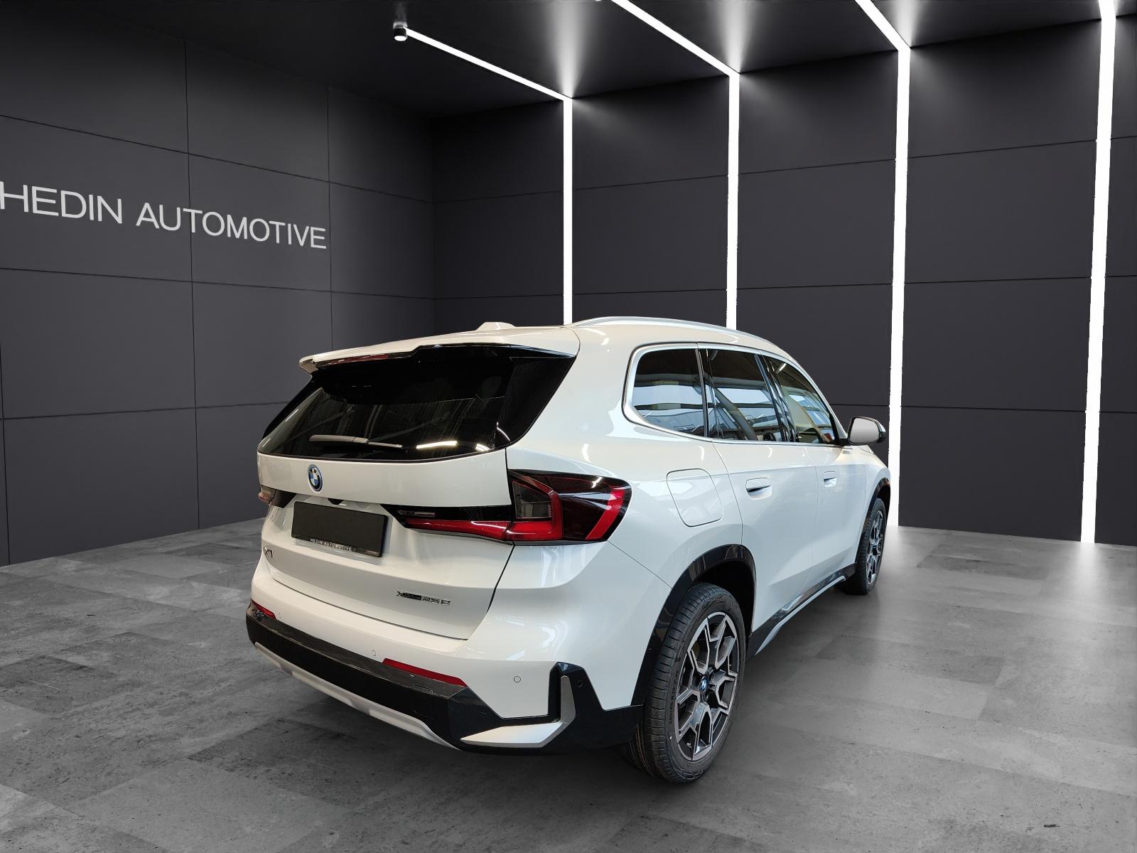 BMW X1 25e xDrive-image-17