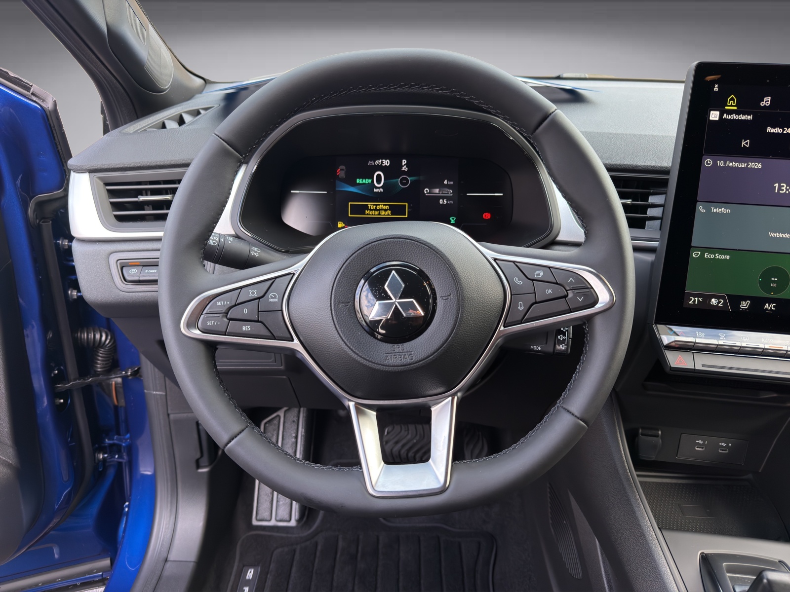 MITSUBISHI Grandis 1.8 HEV Invite+-image-11