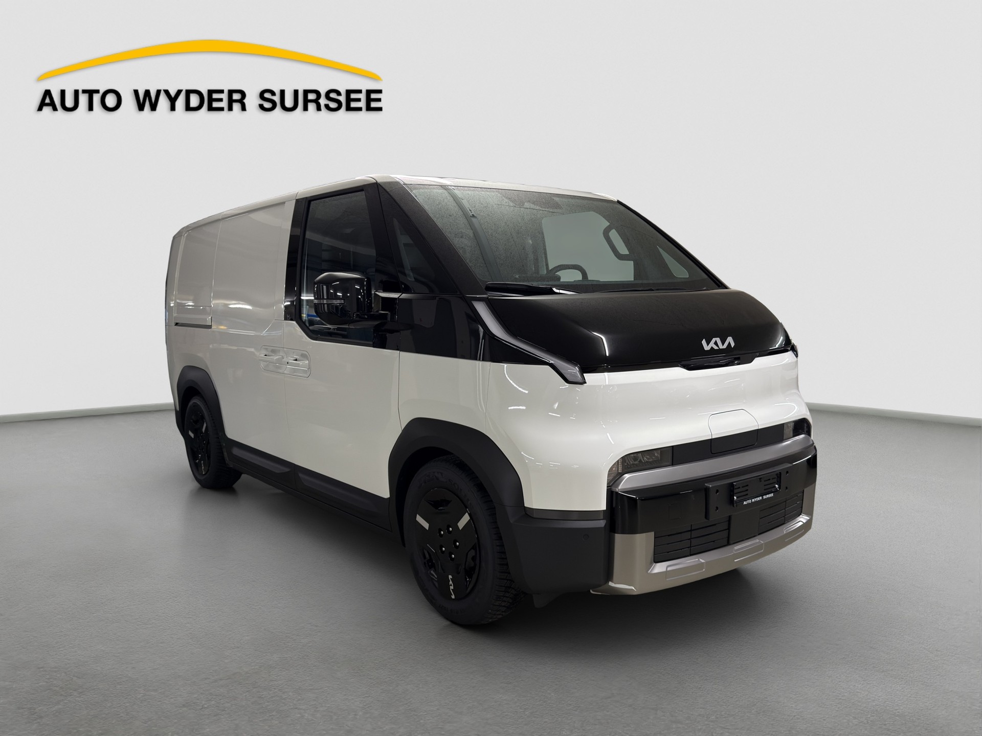 KIA PV5 Cargo 71.2 kWh Plus-image-7