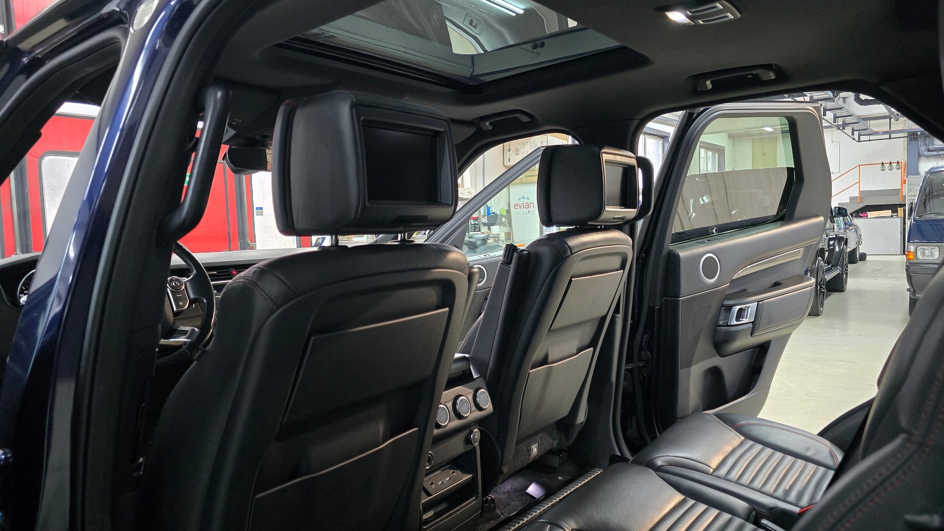 LAND ROVER Discovery 3.0 TD6 HSE Luxury Automatic-image-20