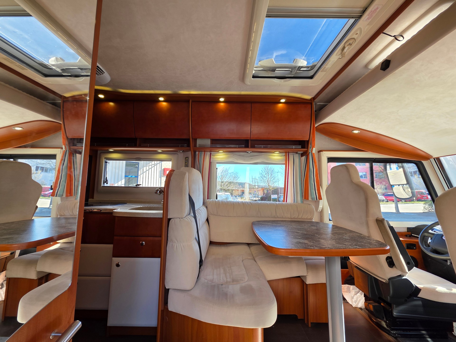 CONCORDE Credo 781 I L-image-9