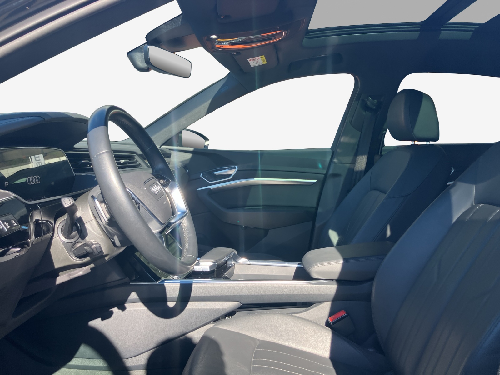 AUDI e-tron 55 Sportback Advanced quattro-image-8