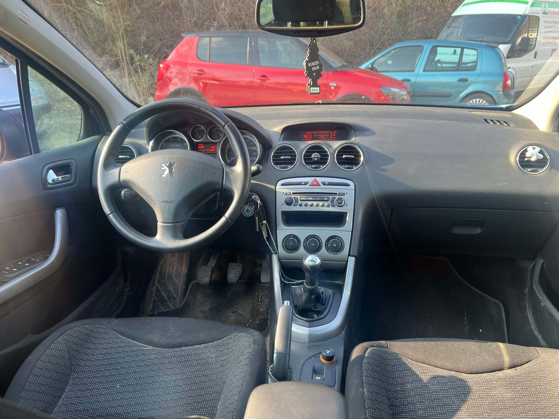 PEUGEOT 308 SW 1.6 16V VTI Sport-image-10
