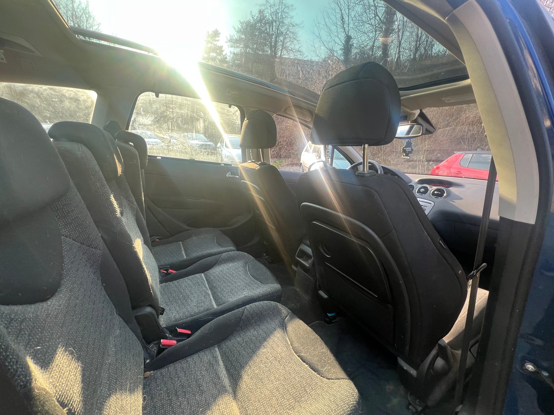 PEUGEOT 308 SW 1.6 16V VTI Sport-image-12