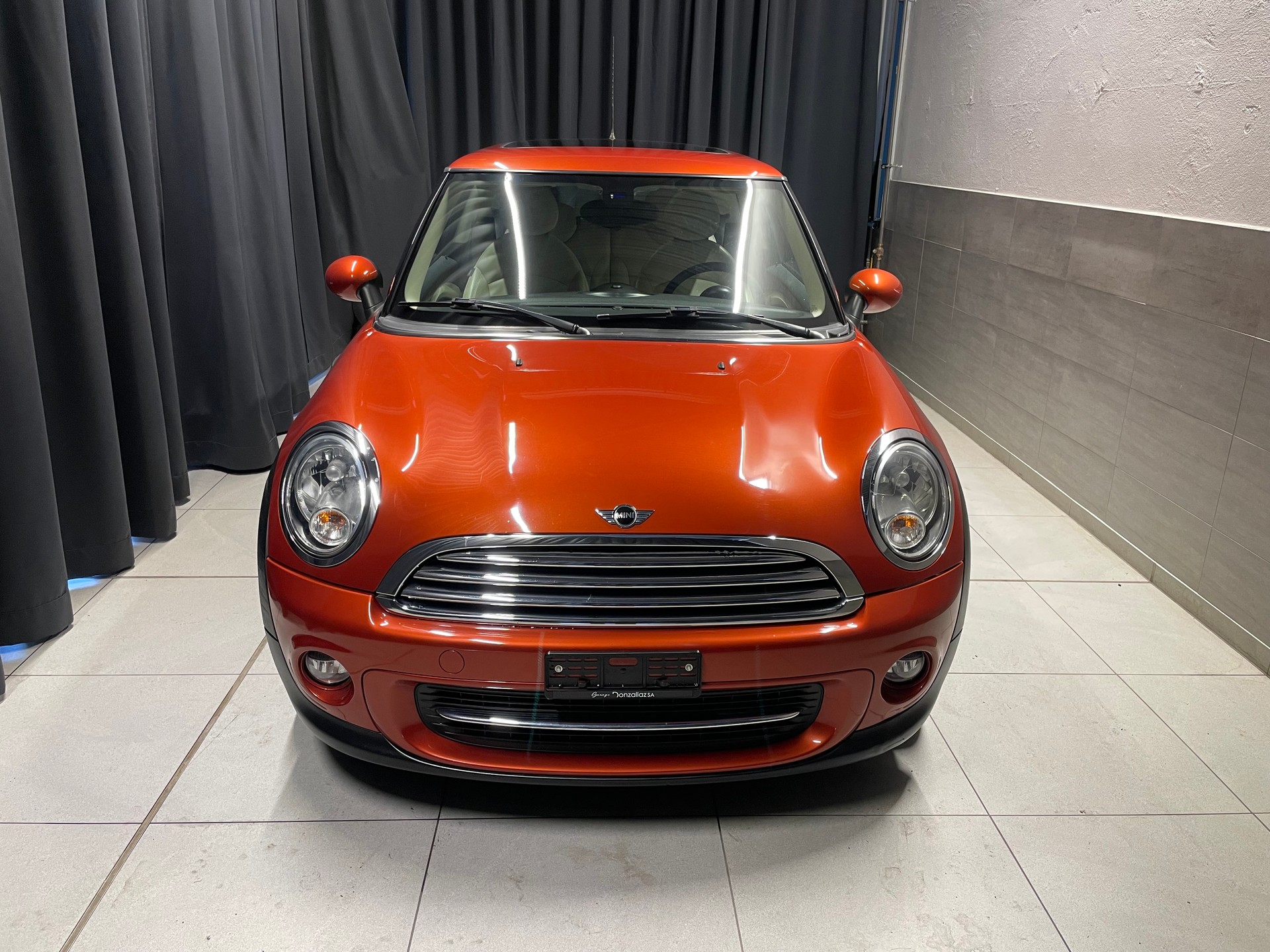 MINI Cooper Steptronic (70)-image-1
