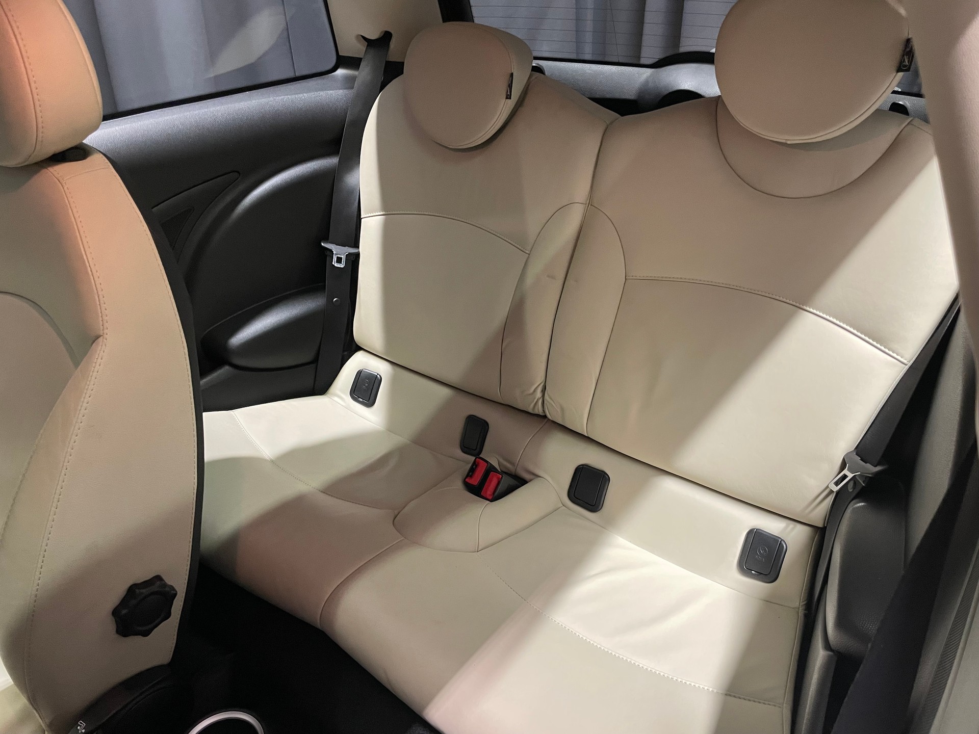 MINI Cooper Steptronic (70)-image-7