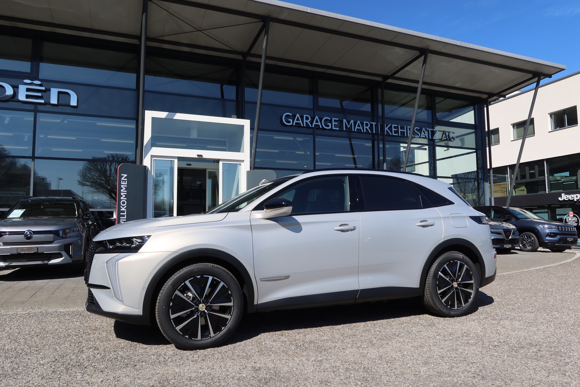 DS AUTOMOBILES DS 7 E-T.300 4x4 Jules Ve-image-2
