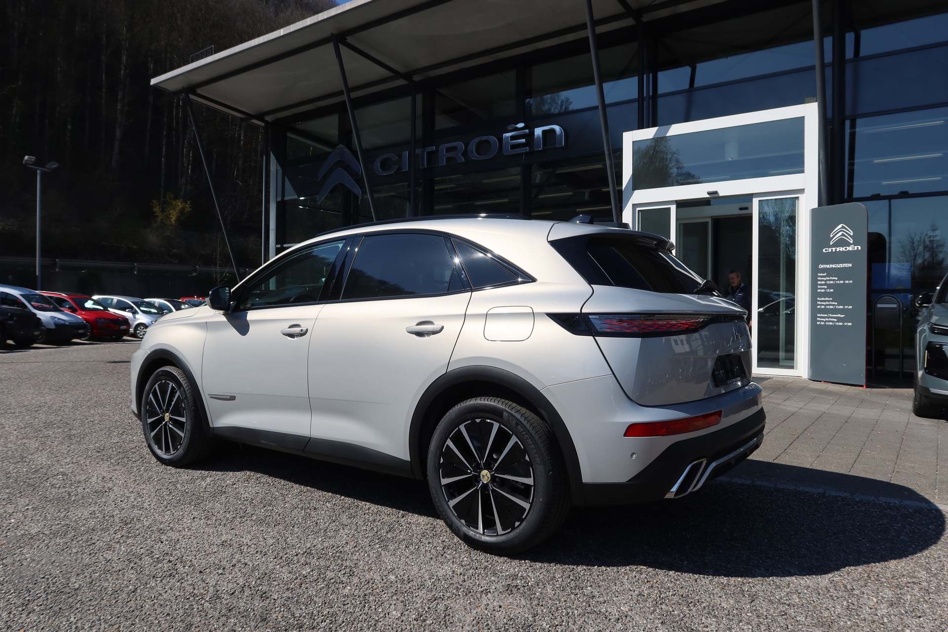 DS AUTOMOBILES DS 7 E-T.300 4x4 Jules Ve-image-5