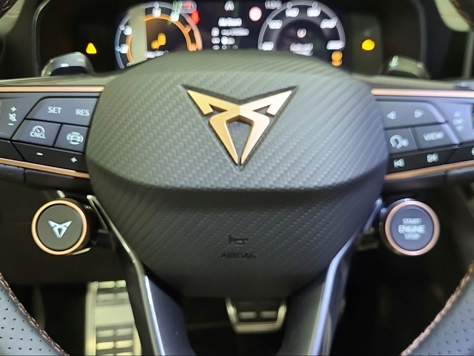 CUPRA Formentor 1.5 TSI DSG-image-11