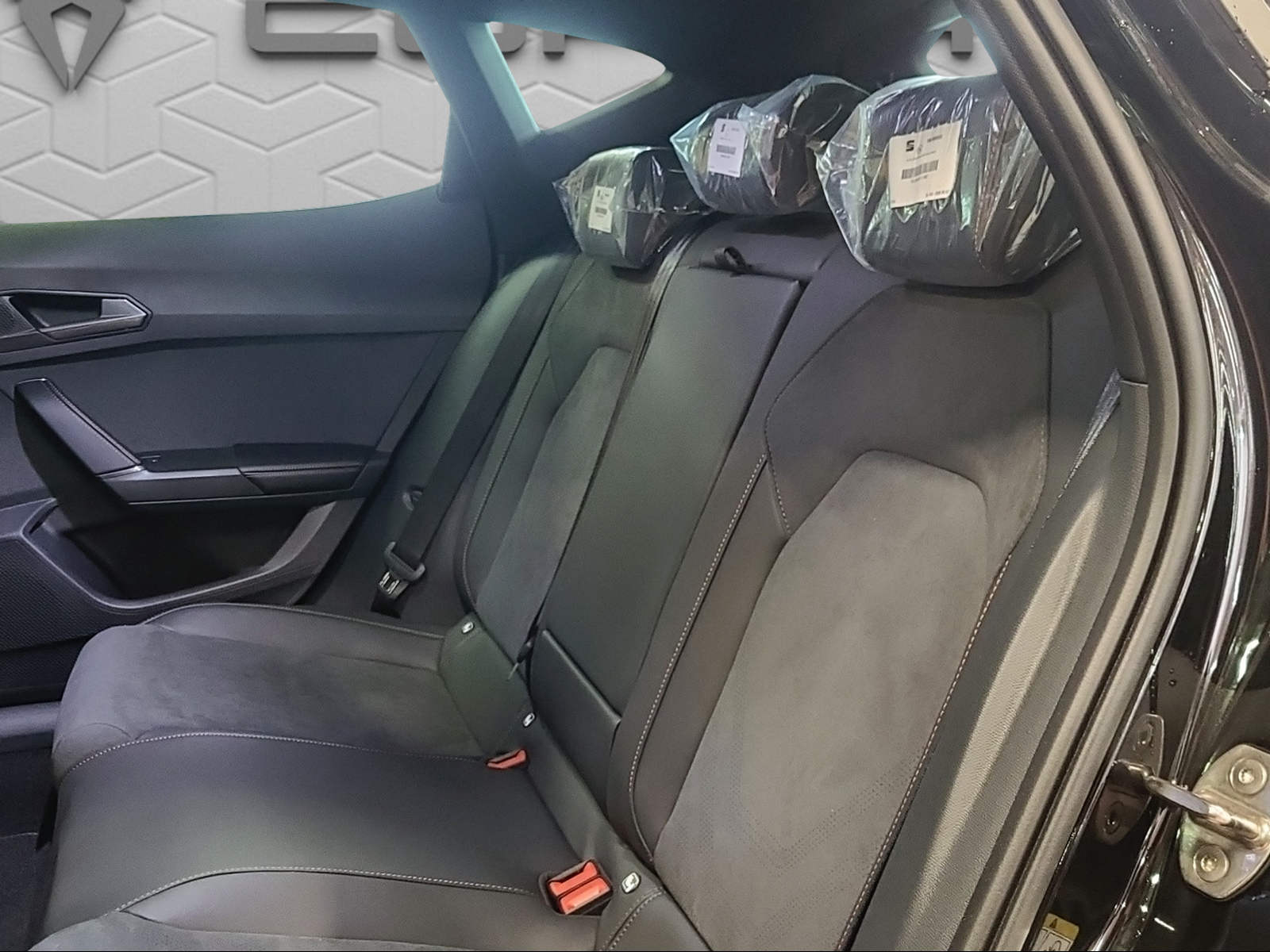 CUPRA Formentor 1.5 TSI DSG-image-12