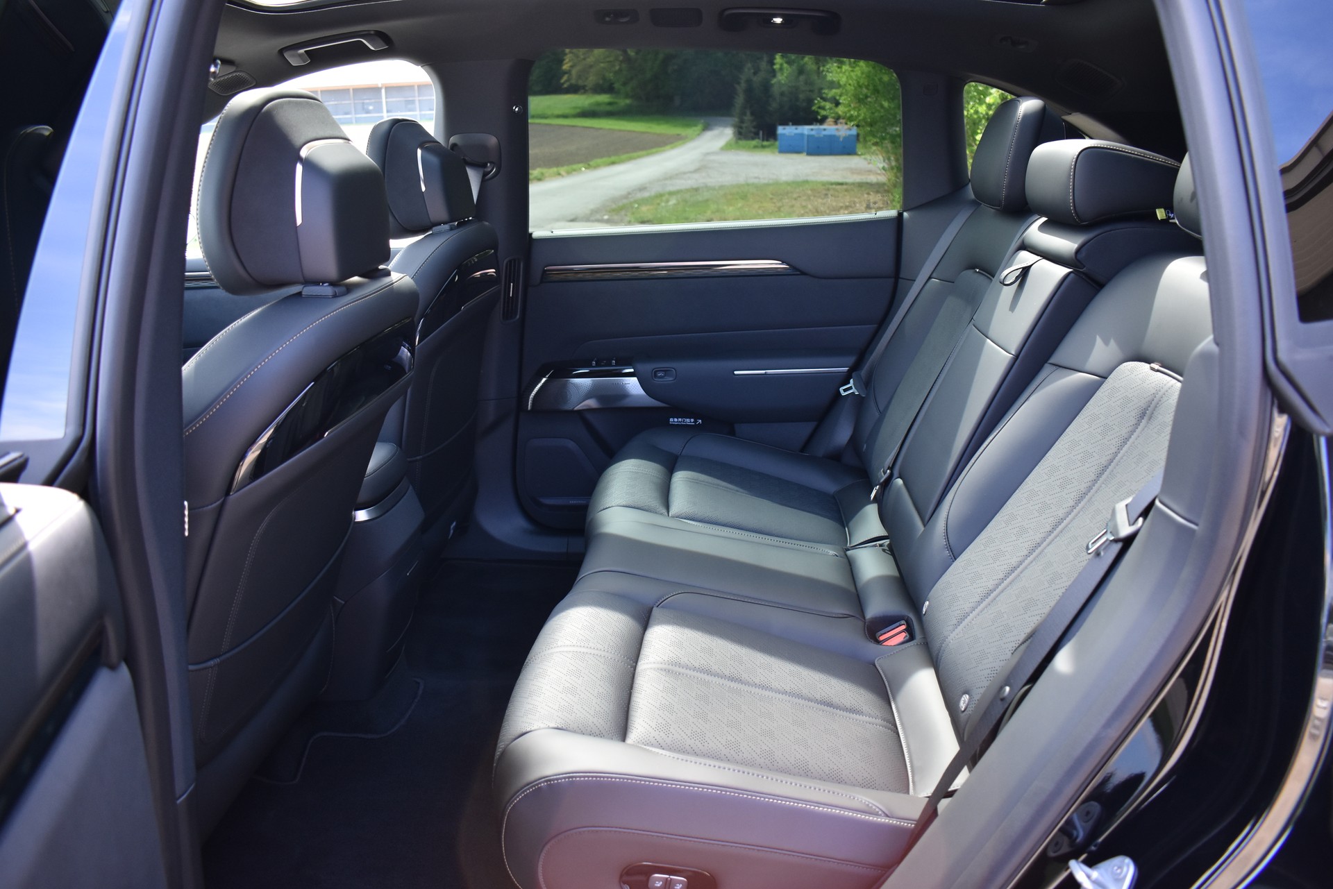 ZEEKR 7X 100kWh Privilege AWD-image-11