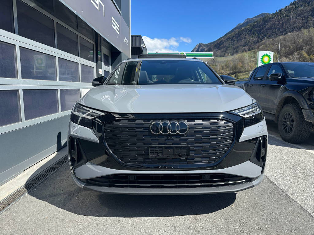 AUDI Q4 e-tron 50 quattro-image-2