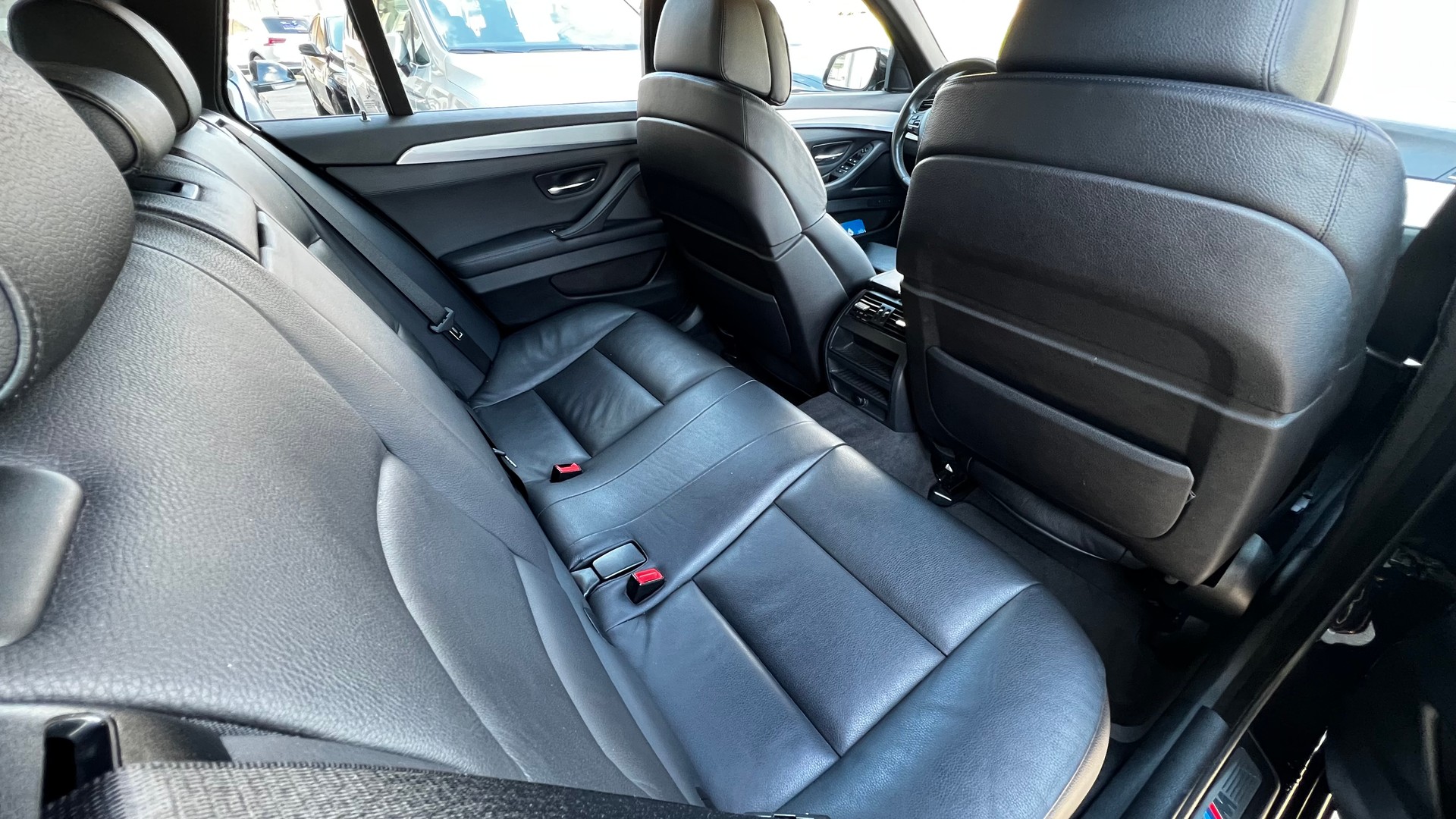 BMW 525d xDrive Touring Steptronic-image-6