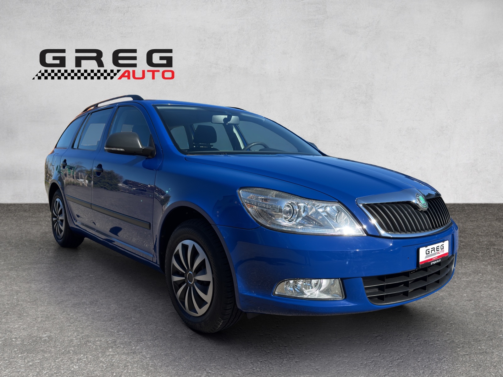 SKODA Octavia Combi 1.4 TSI Ambiente DSG-image-0