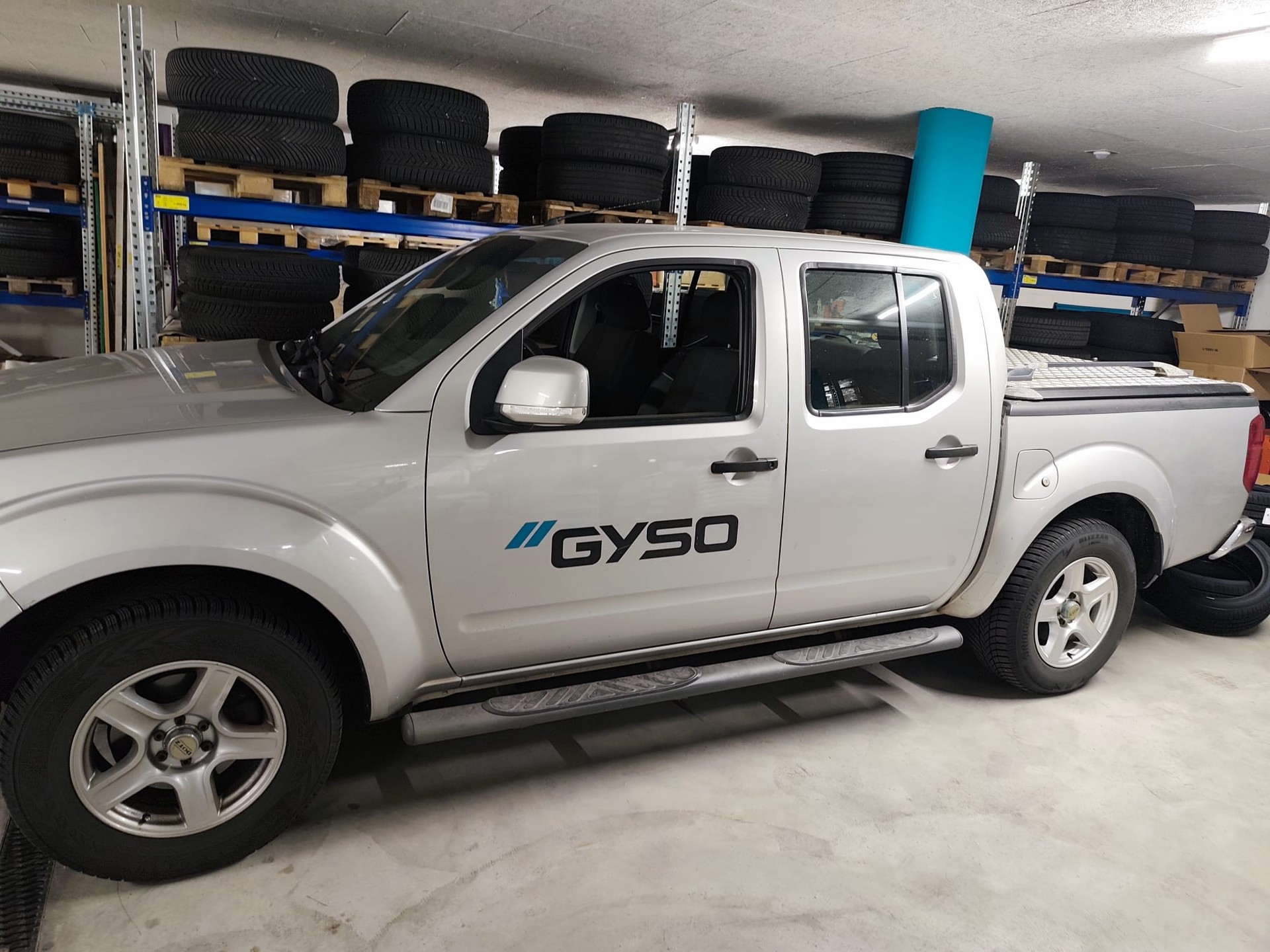 NISSAN Navara Double Cab LE 2.5 dCi 4WD Automat-image-3