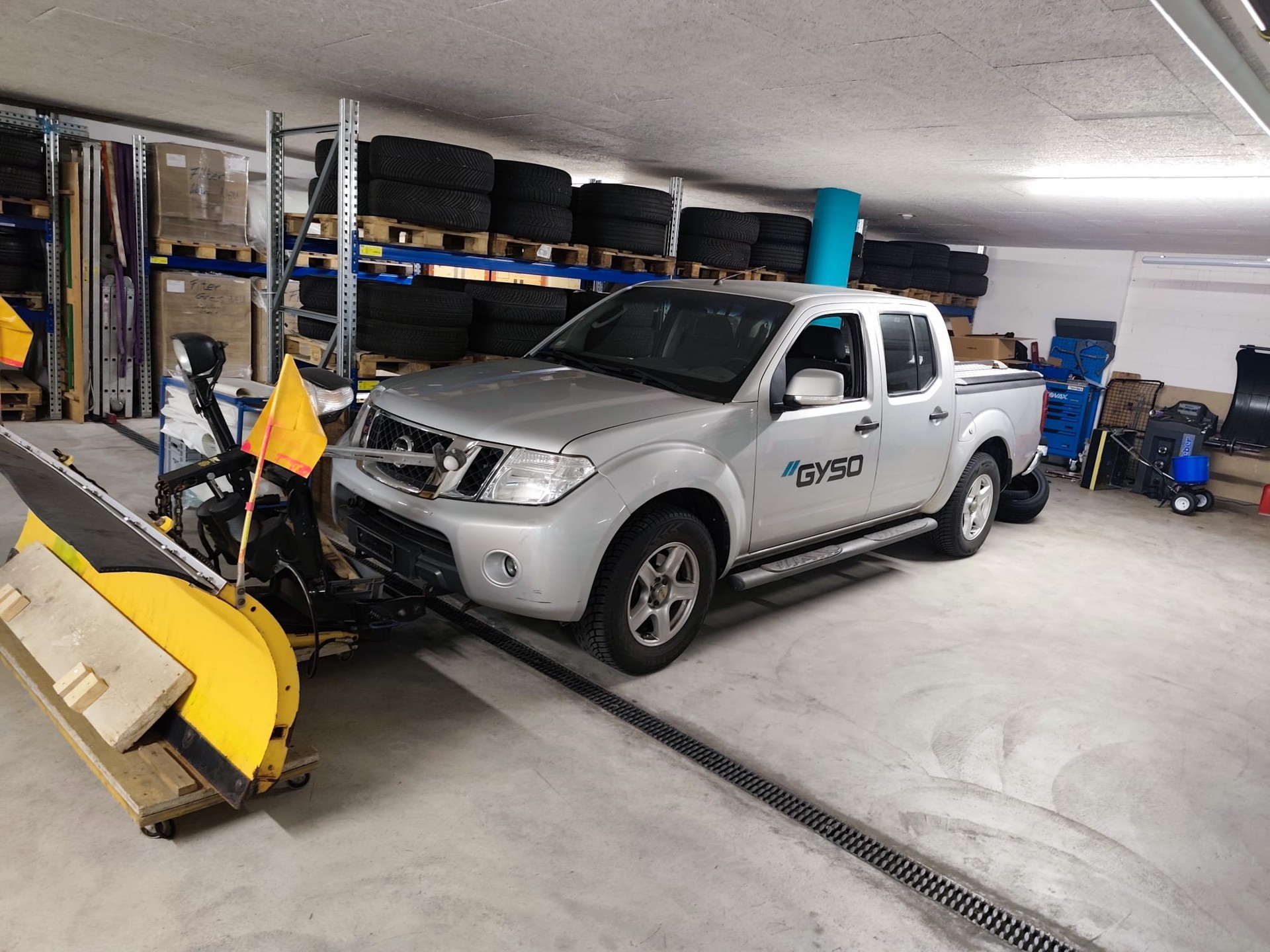 NISSAN Navara Double Cab LE 2.5 dCi 4WD Automat