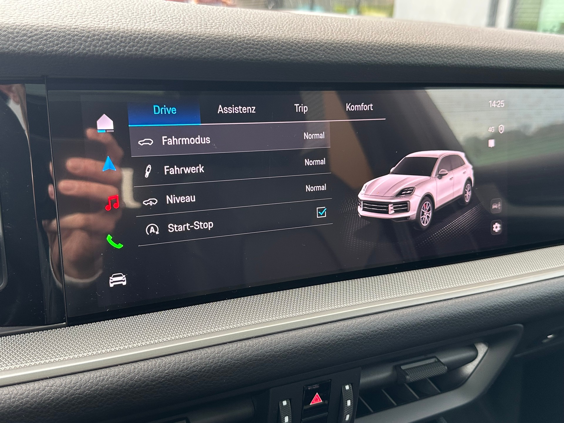 PORSCHE Cayenne 3.0 V6 / Neues Modell-image-18