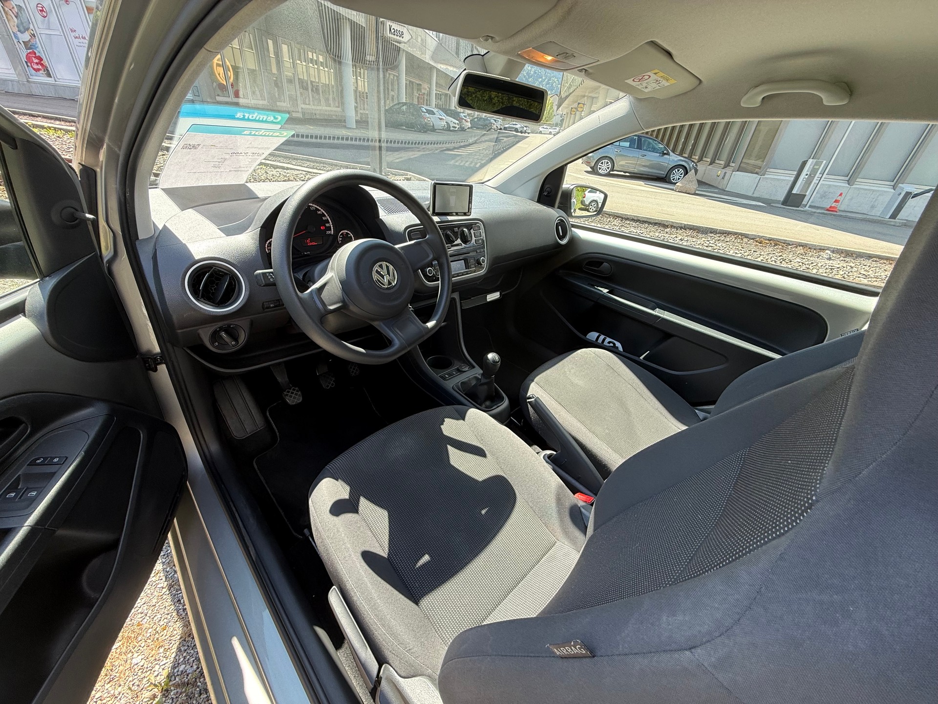 VW Up 1.0 move up-image-7