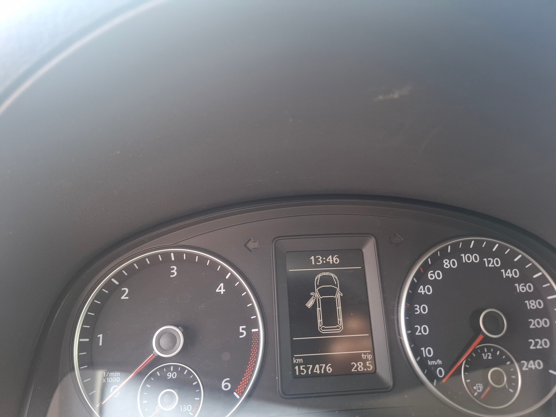 VW Caddy Maxi 2.0 TDI 4Motion-image-0