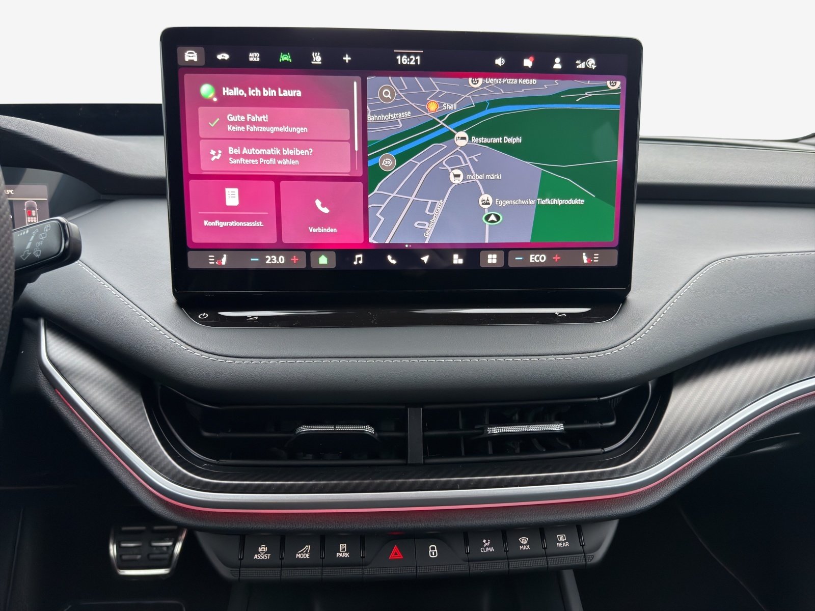 SKODA Enyaq Sport Line-image-10