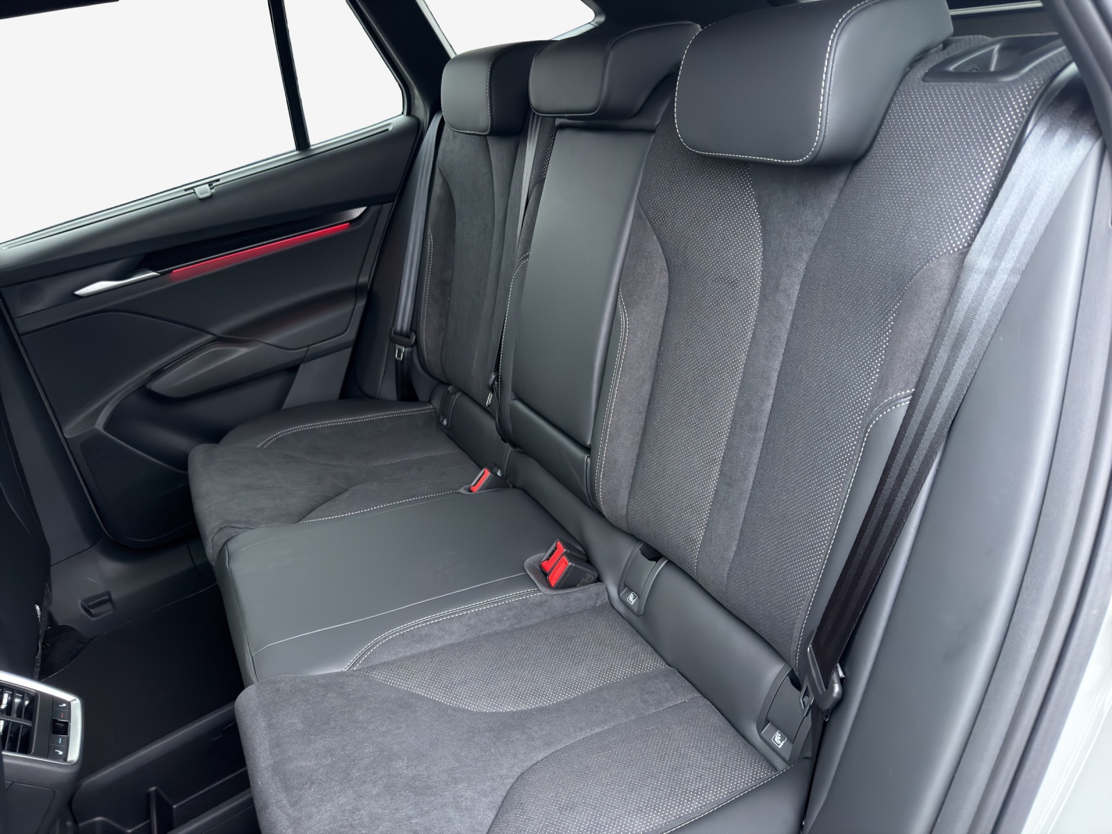 SKODA Enyaq Sport Line-image-11