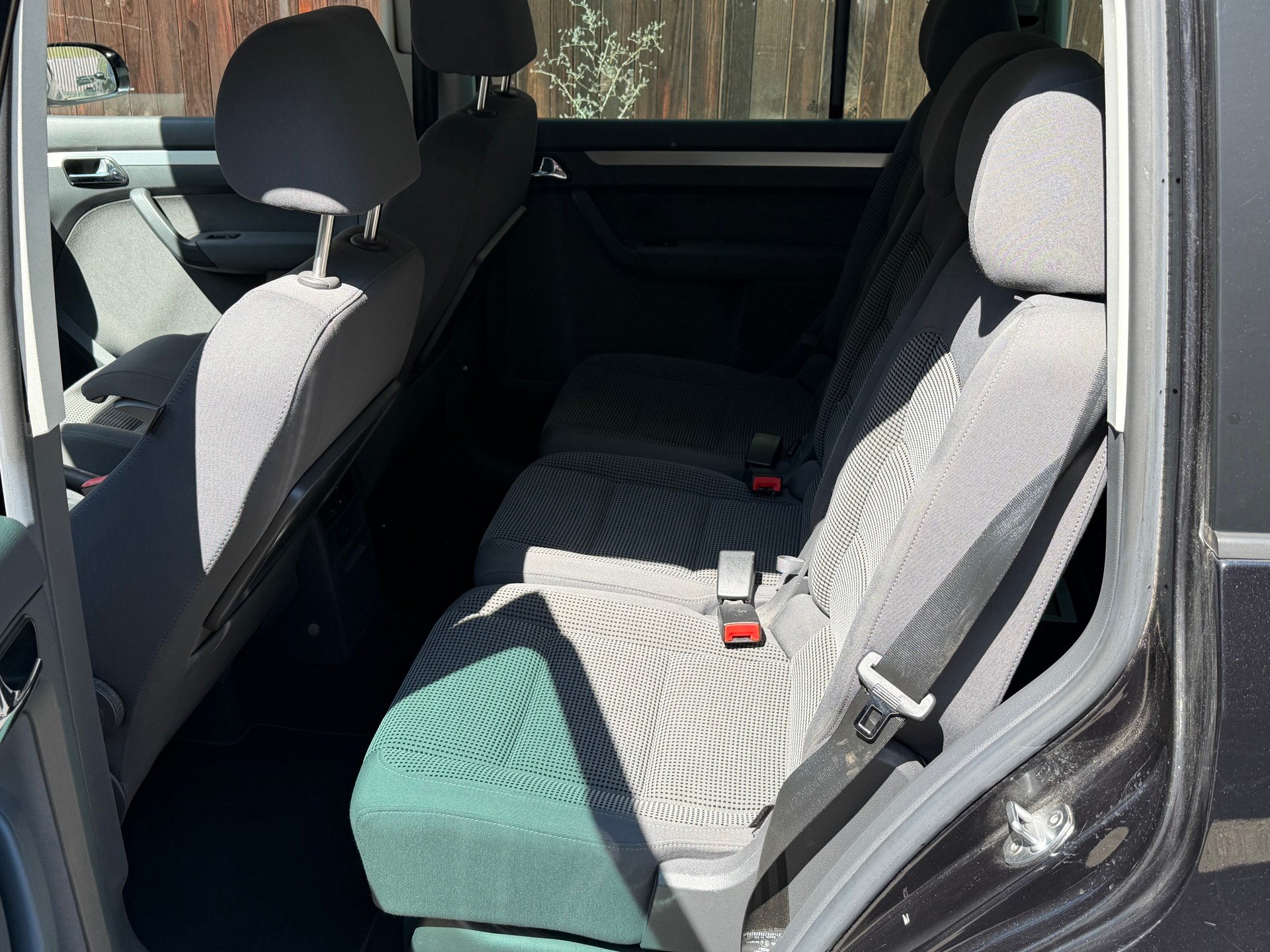 VW Touran 2.0 TDI Trendline-image-4