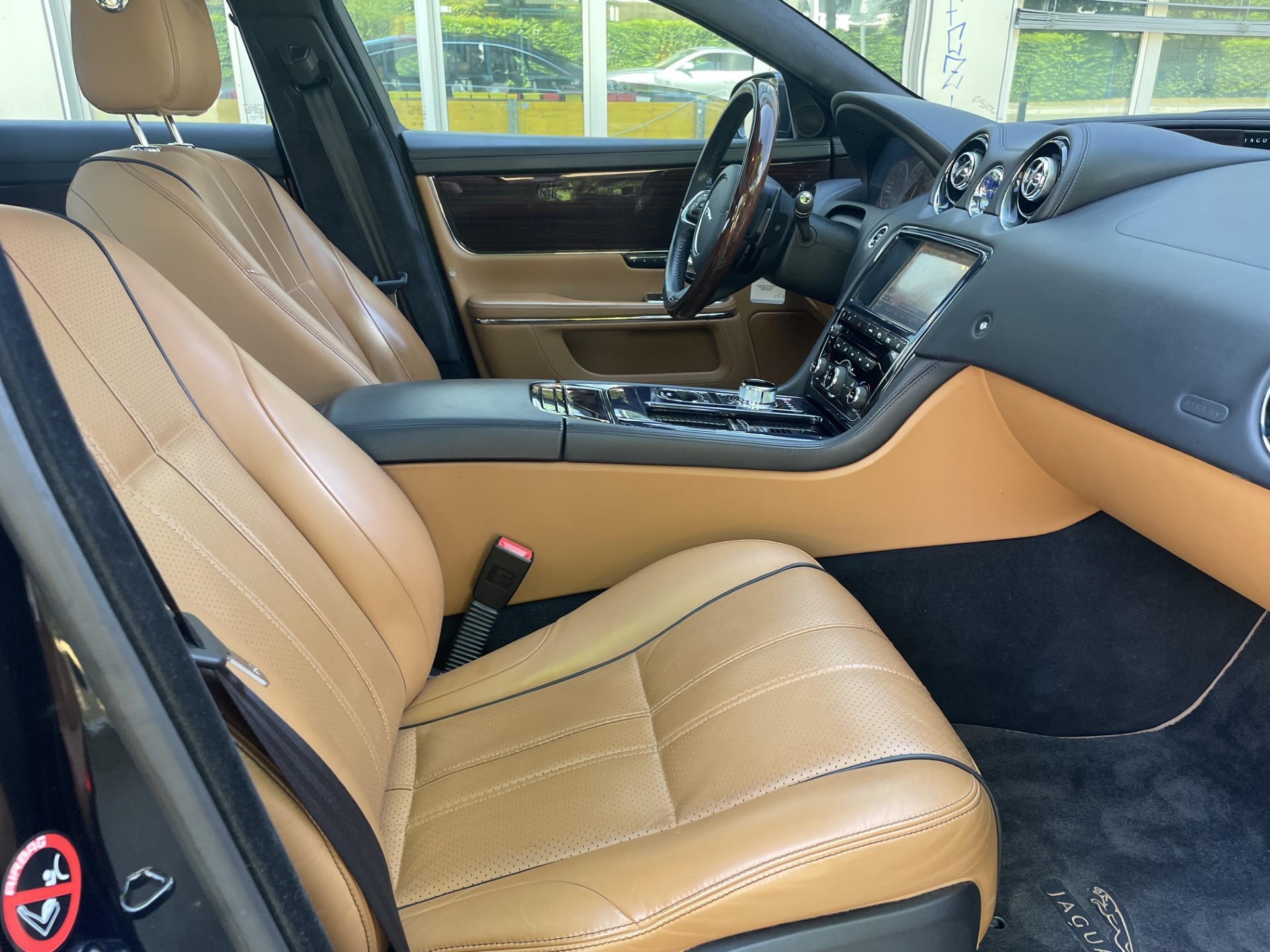JAGUAR XJ 5.0 V8 Portfolio Automatic-image-12