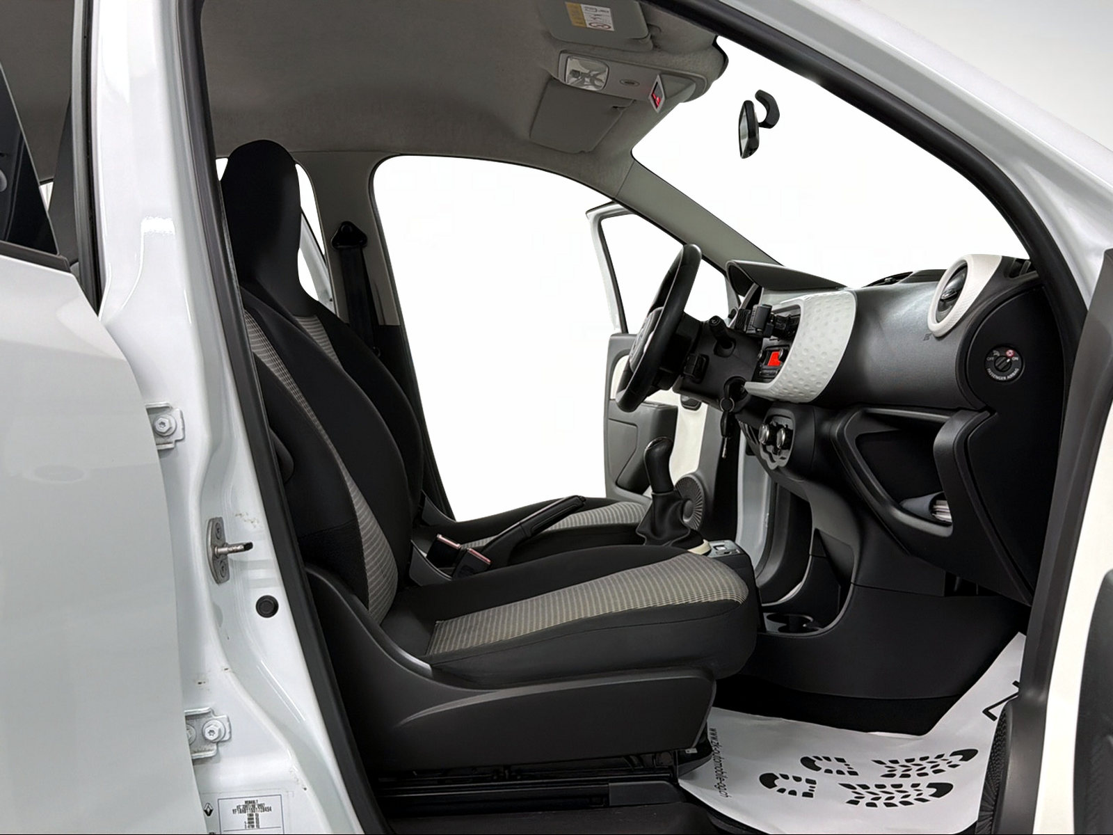 RENAULT Twingo 1.0 Life-image-8