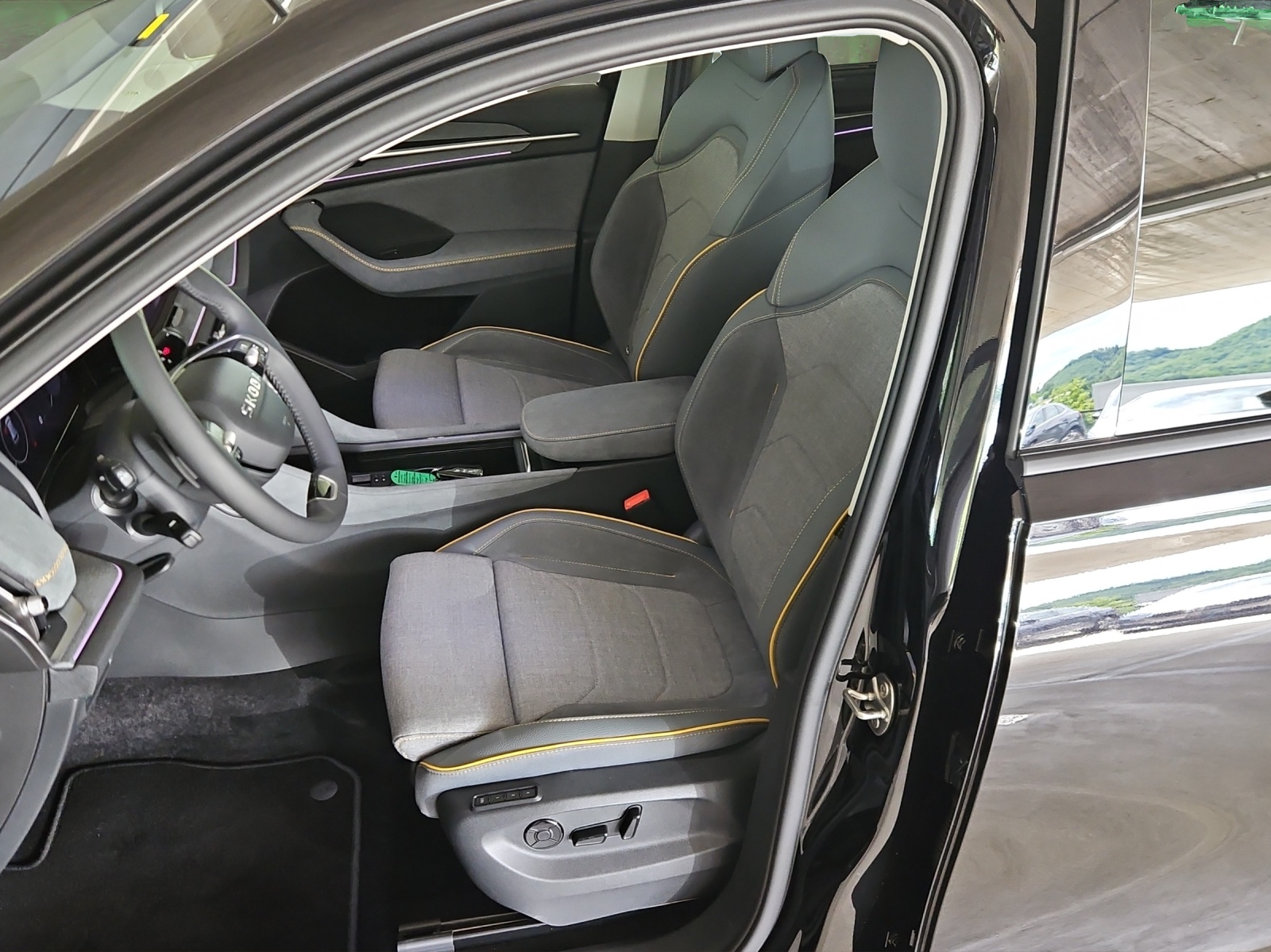 SKODA Kodiaq 2.0 TSI Dynamic 4x4-image-8