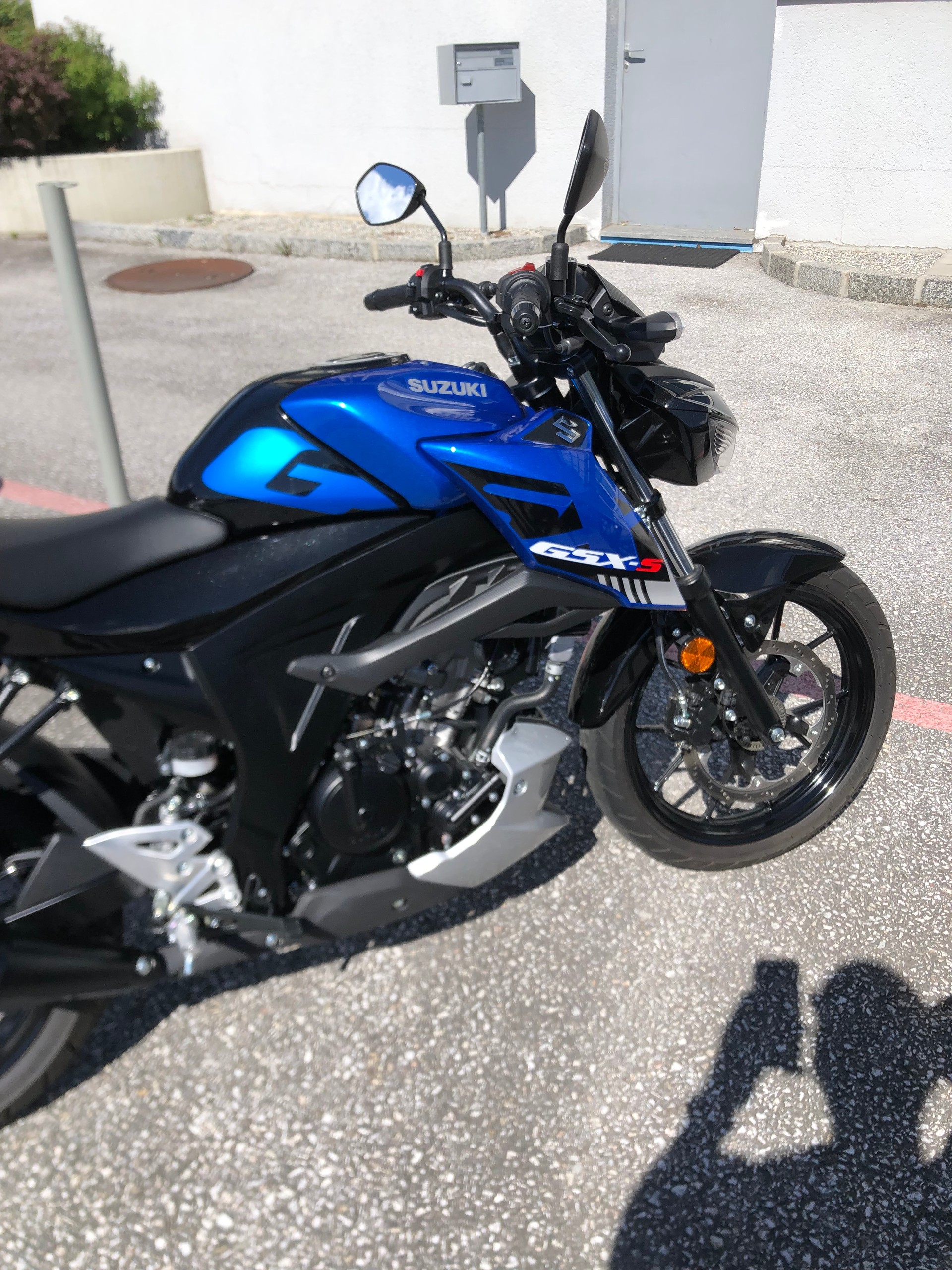 SUZUKI GSX-S 125-image-3