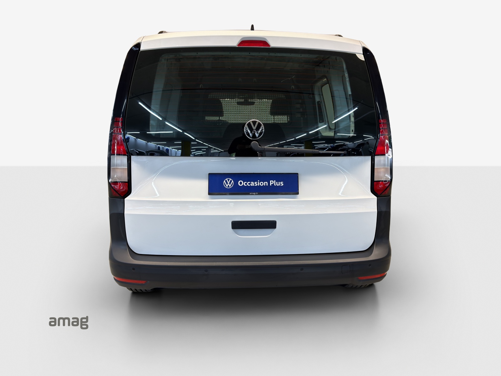 VW Caddy Cargo 2.0TDI-image-3