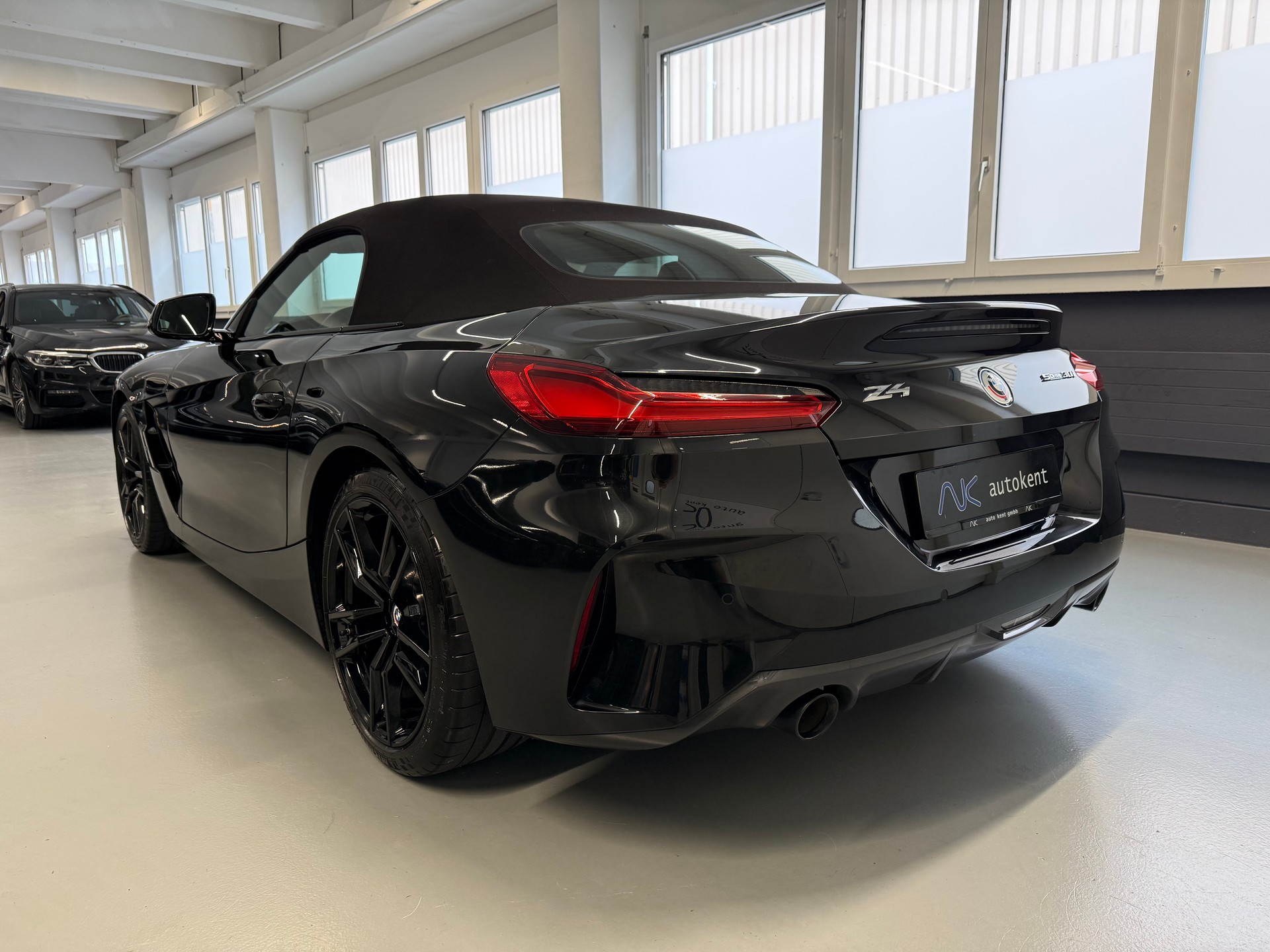 BMW Z4 sDrive 30i M Sport Steptronic-image-9