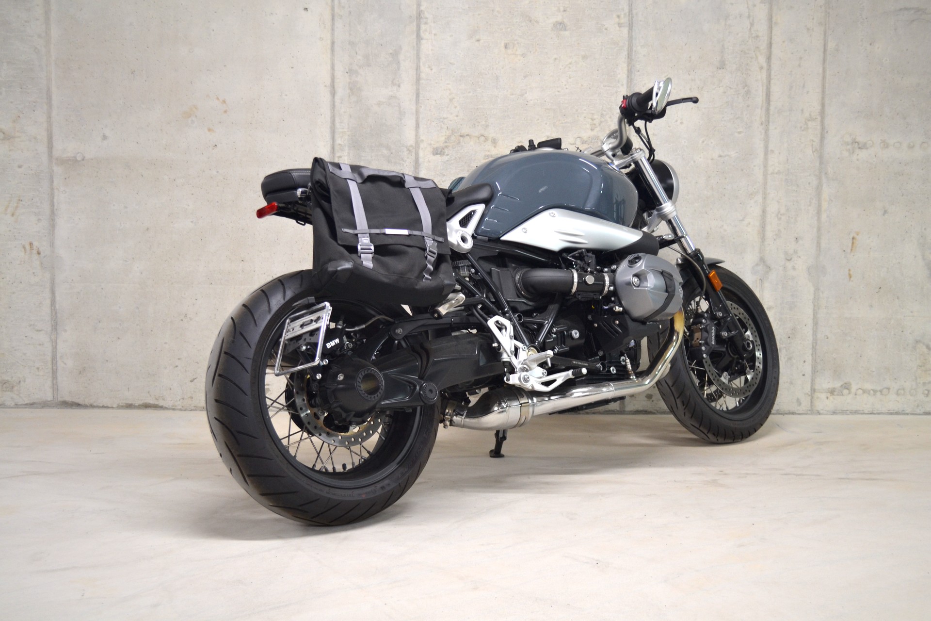 BMW R nineT Pure ABS-showroom-element-3