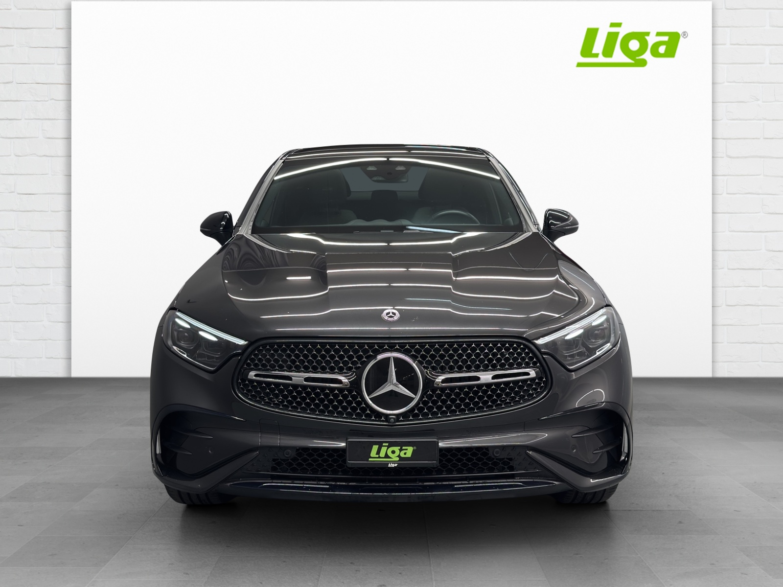 MERCEDES-BENZ GLC 200 AMG Line 4Matic Coupé-showroom-element-2