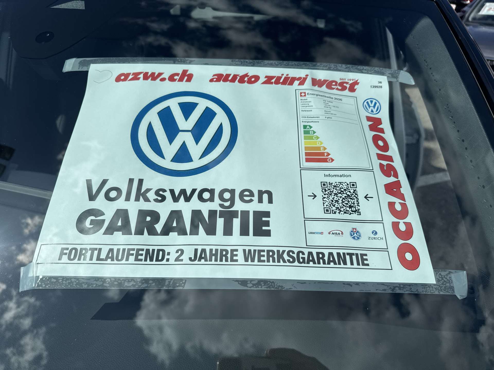 VW T-Roc 2.0 TSi R-Line 4Motion DSG-Automat-image-3