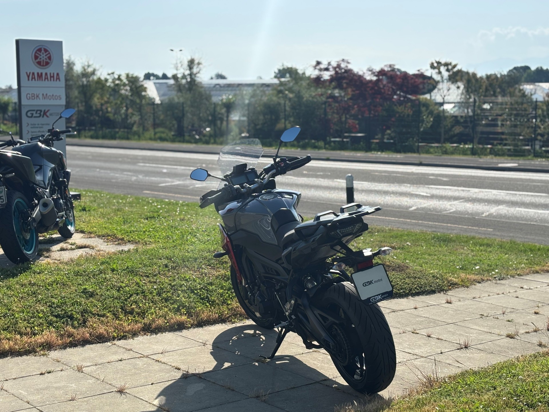 YAMAHA Tracer 900 ABS-showroom-element-2
