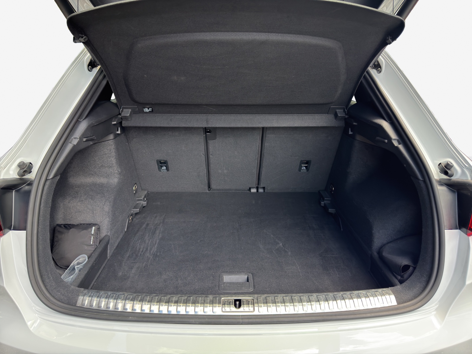 AUDI Q3 Sportback 35 TFSI S line Attraction S-tronic-image-12
