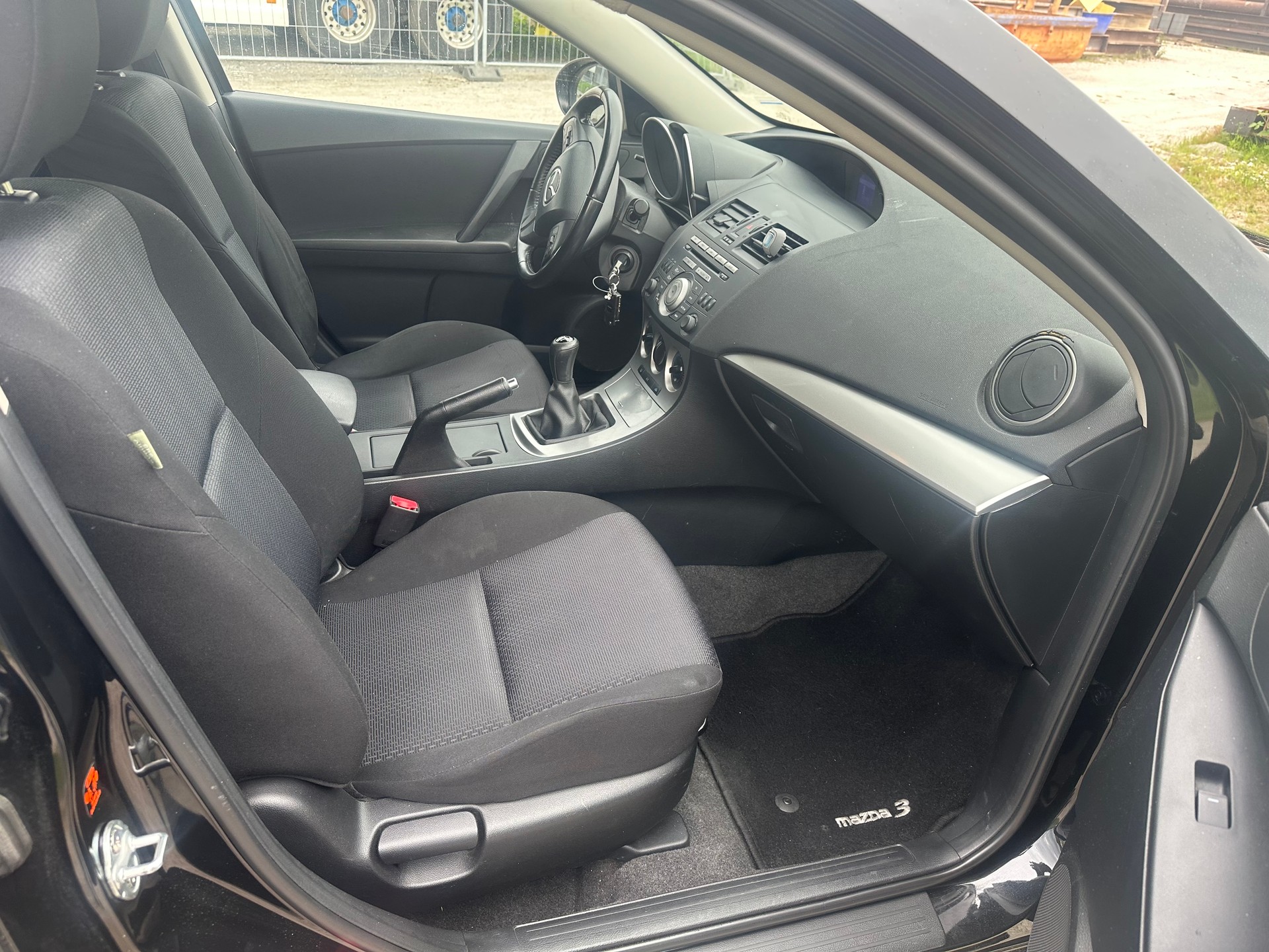 MAZDA 3 1.6 16V Confort-image-8