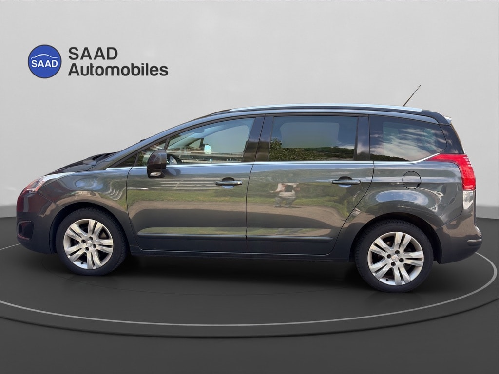 PEUGEOT 5008 1.6 BlueHDi Sensation Tiptronic-image-2