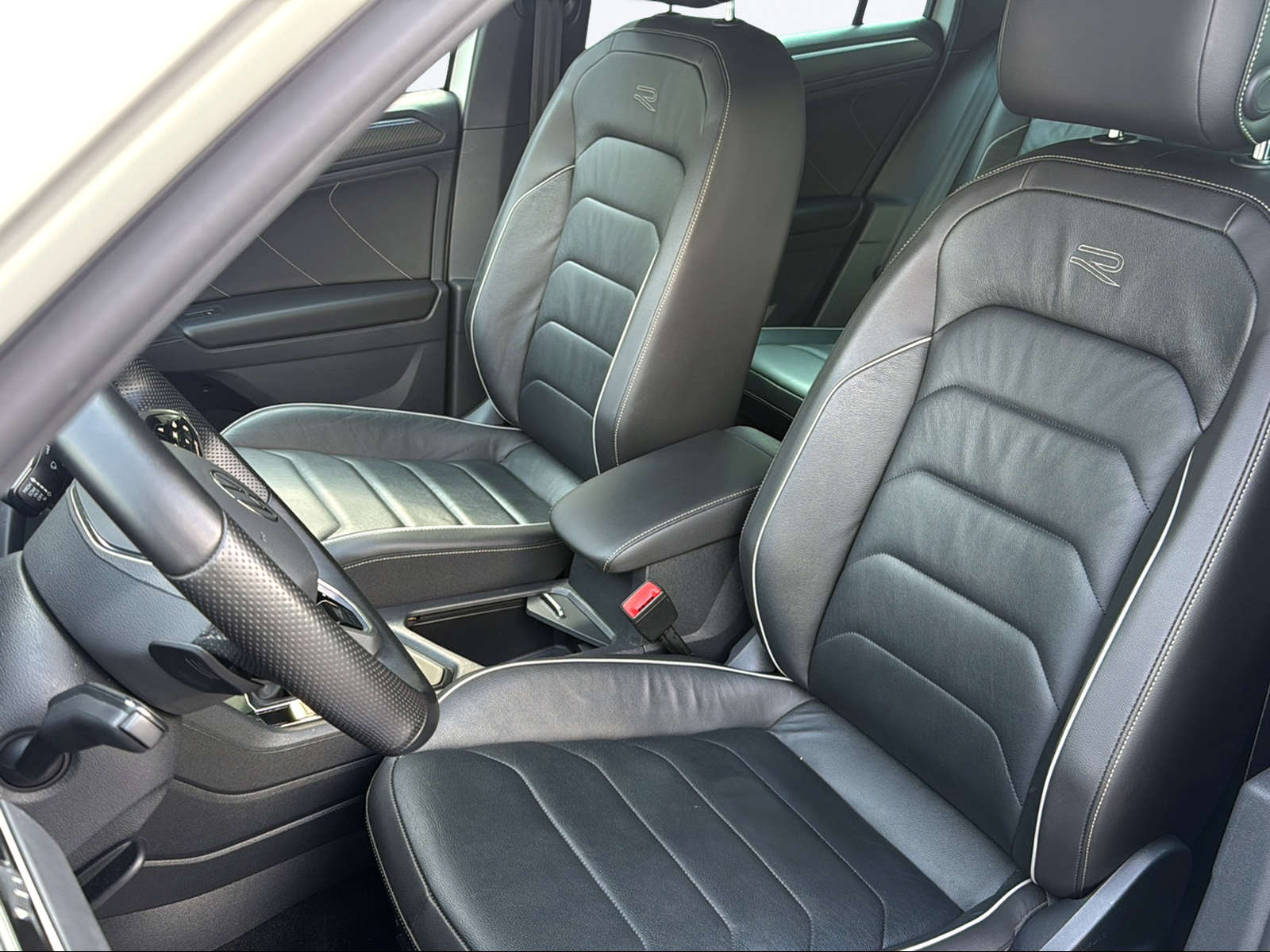 VW Tiguan 1.4TSI PHEV R-Line DSG-image-9