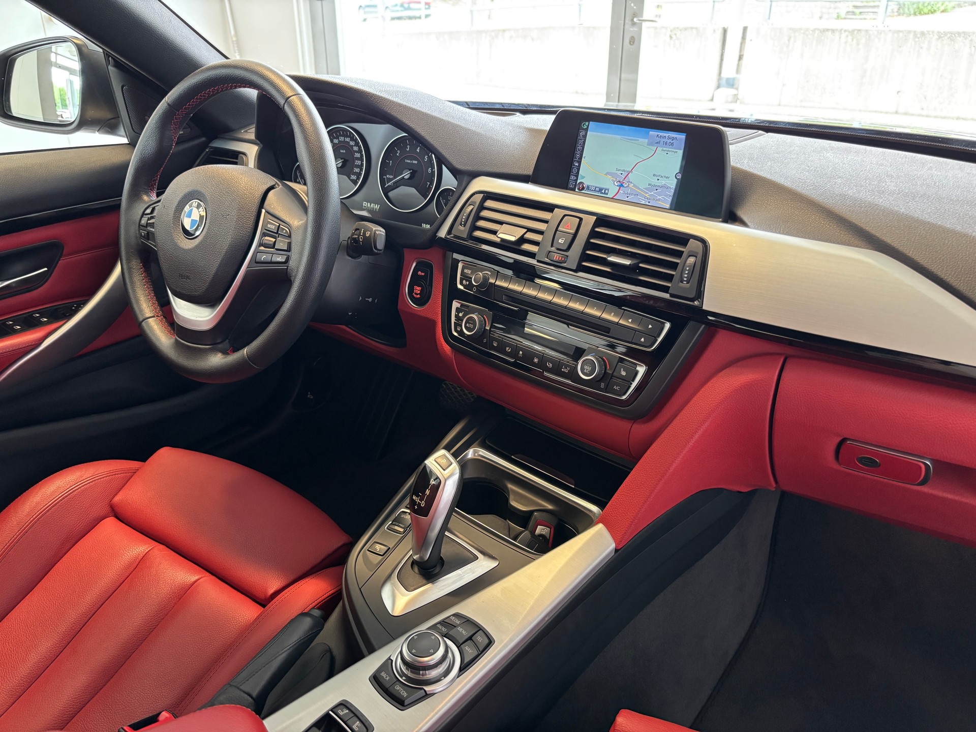 BMW 435i Cabriolet Sport Line Steptronic-image-8
