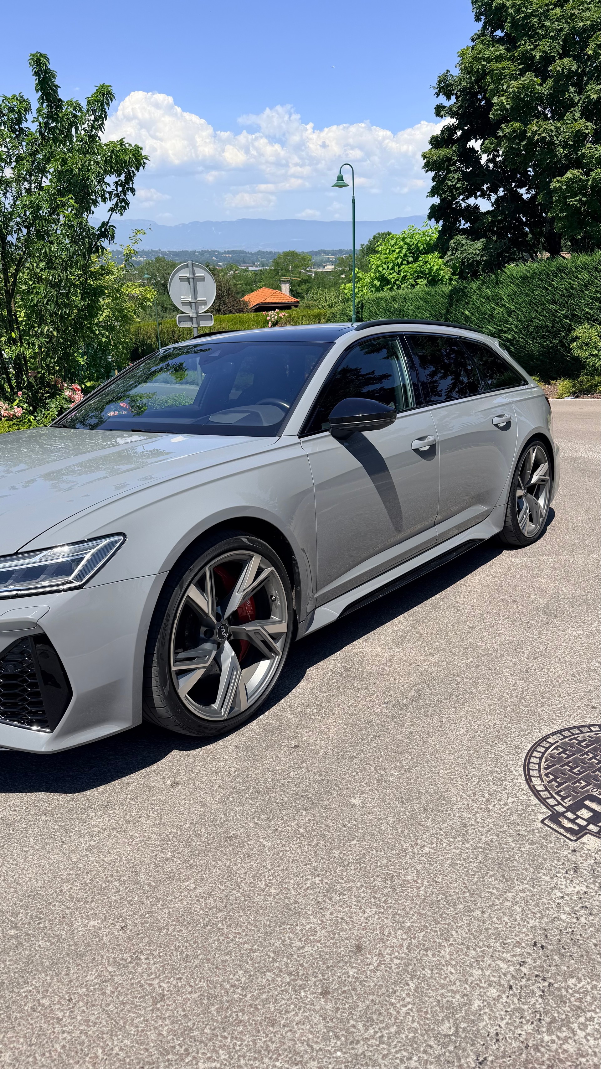 AUDI RS6 4.0 V8 TFSI quattro T-Tronic-image-0
