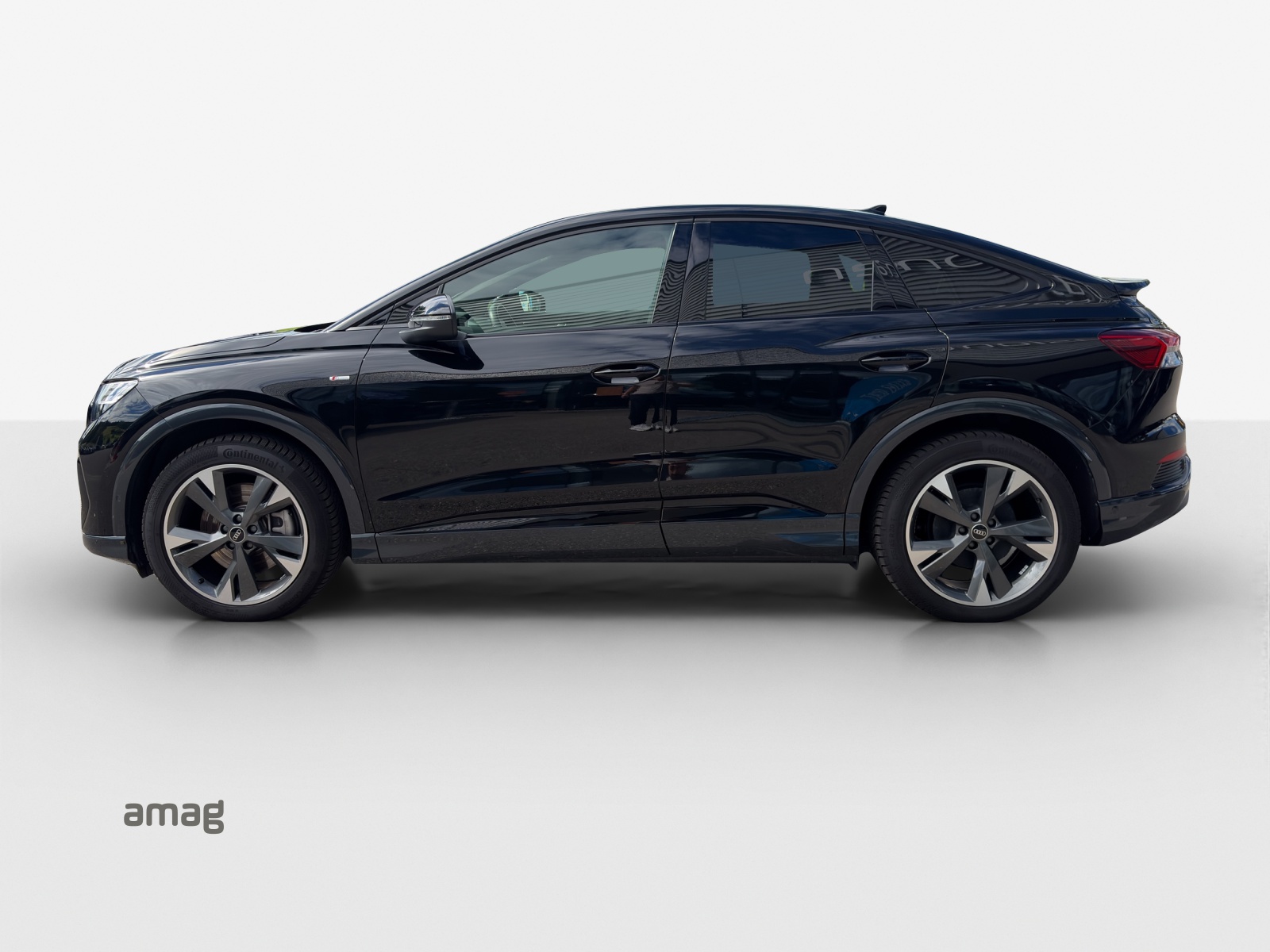 AUDI Q4 Sportback e-tron 55 quattro-image-1