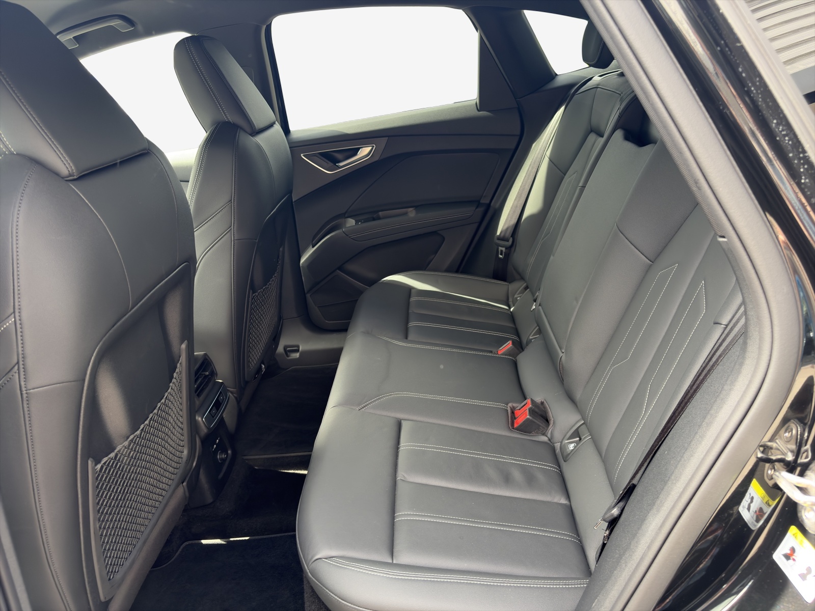 AUDI Q4 Sportback e-tron 55 quattro-image-12