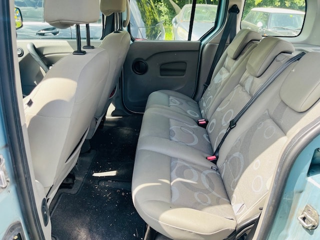 RENAULT Kangoo 1.6 16V Dynamique-image-12