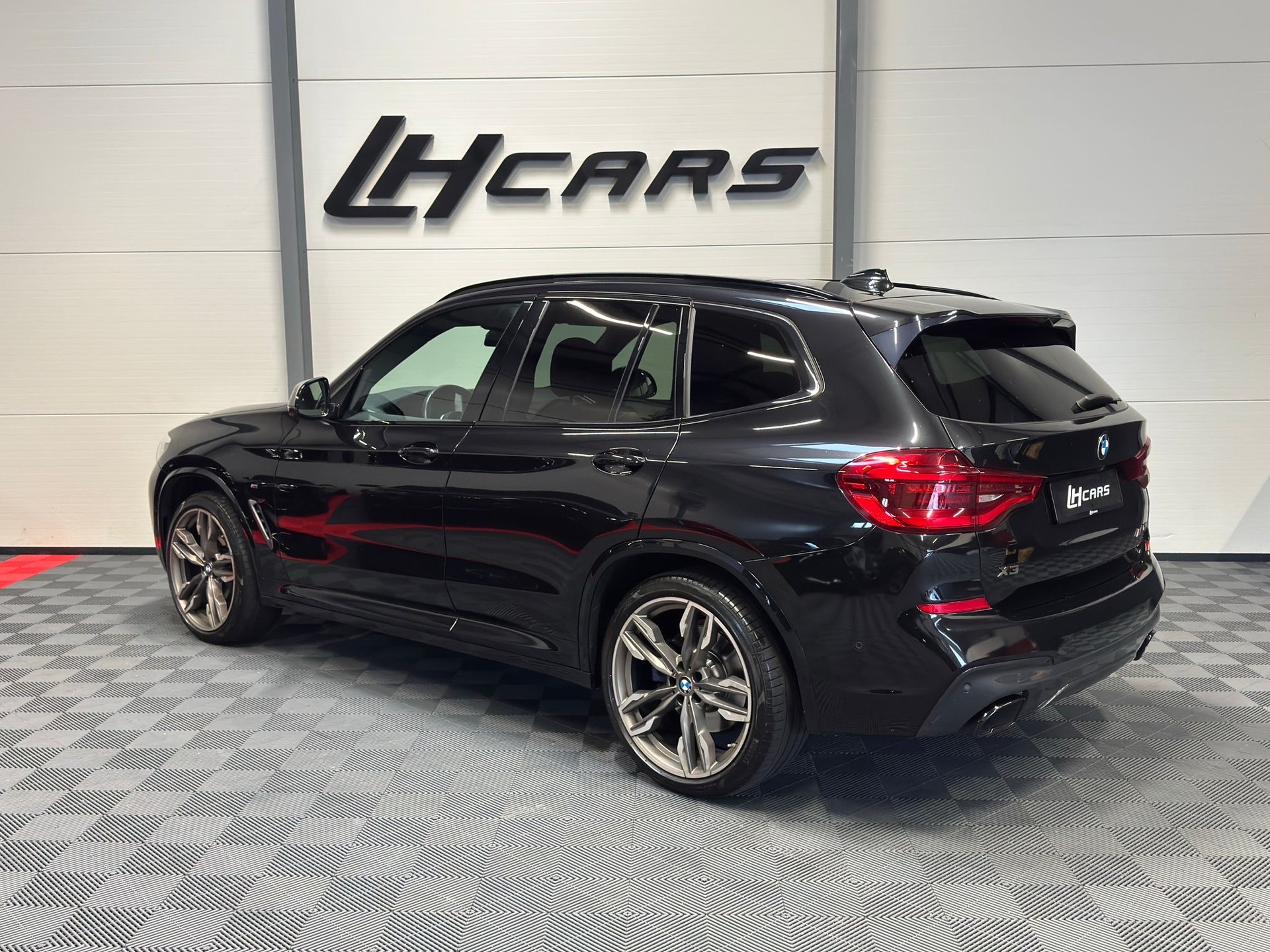 BMW X3 M40i-image-2
